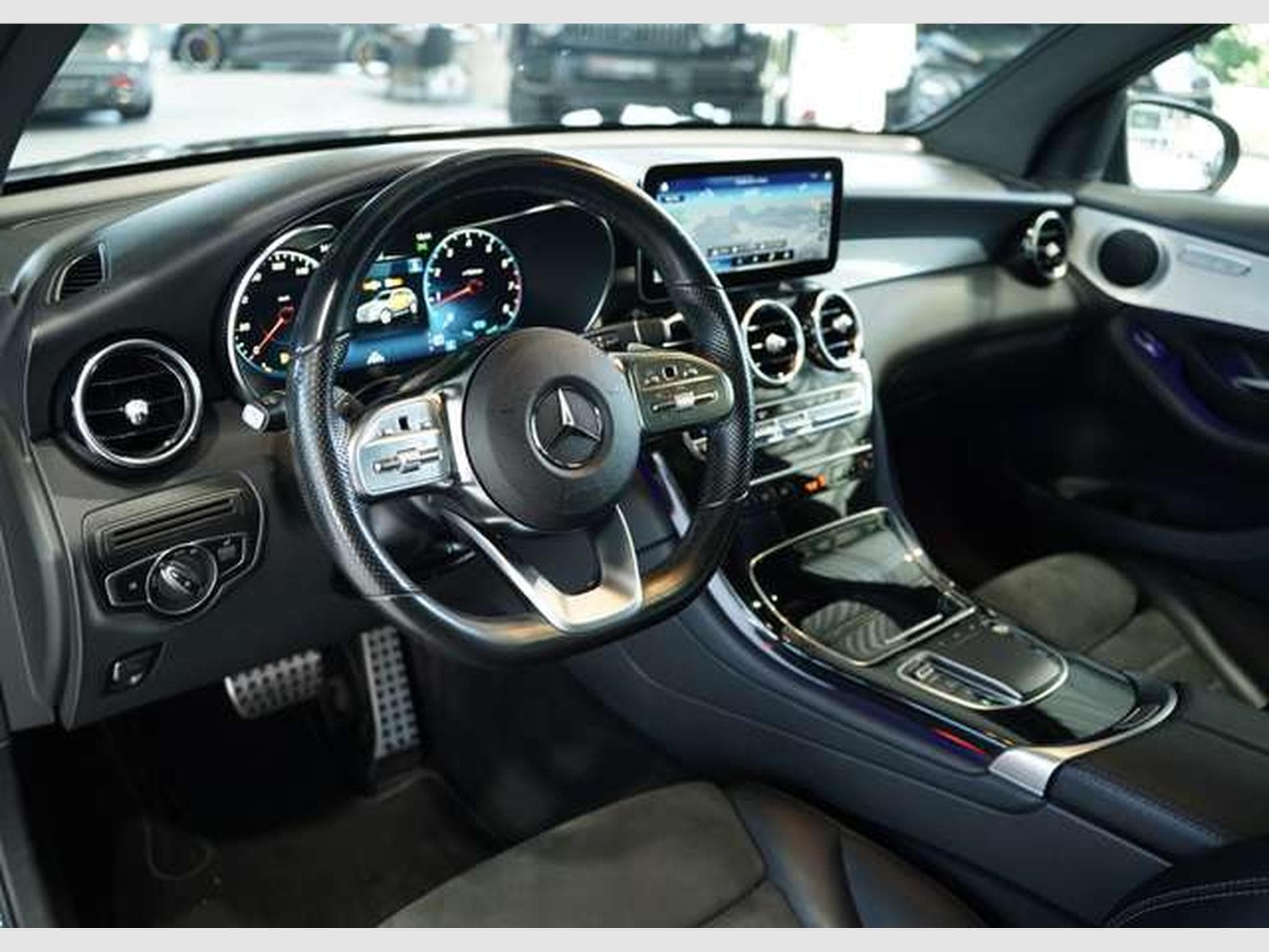 Mercedes GLC 300 4M AMG Line *2.H *Pano *MwSt *Night *AHK (2022) - Photo 27
