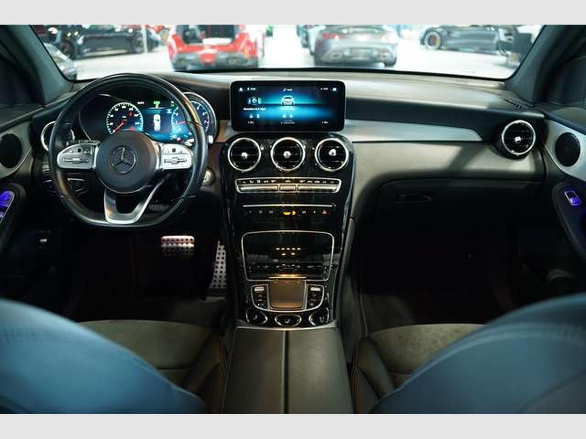 Mercedes GLC 300 4M AMG Line *2.H *Pano *MwSt *Night *AHK (2022) - Photo 39