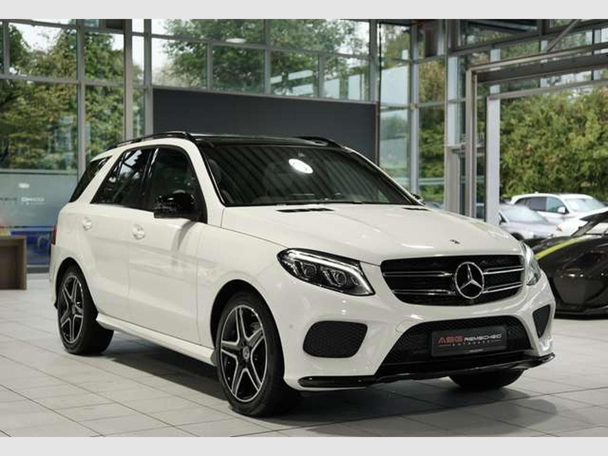 Mercedes GLE 350 d 4M 9G-Tr. AMG Line *Pano *Luft *HK * (2017) - Photo 5
