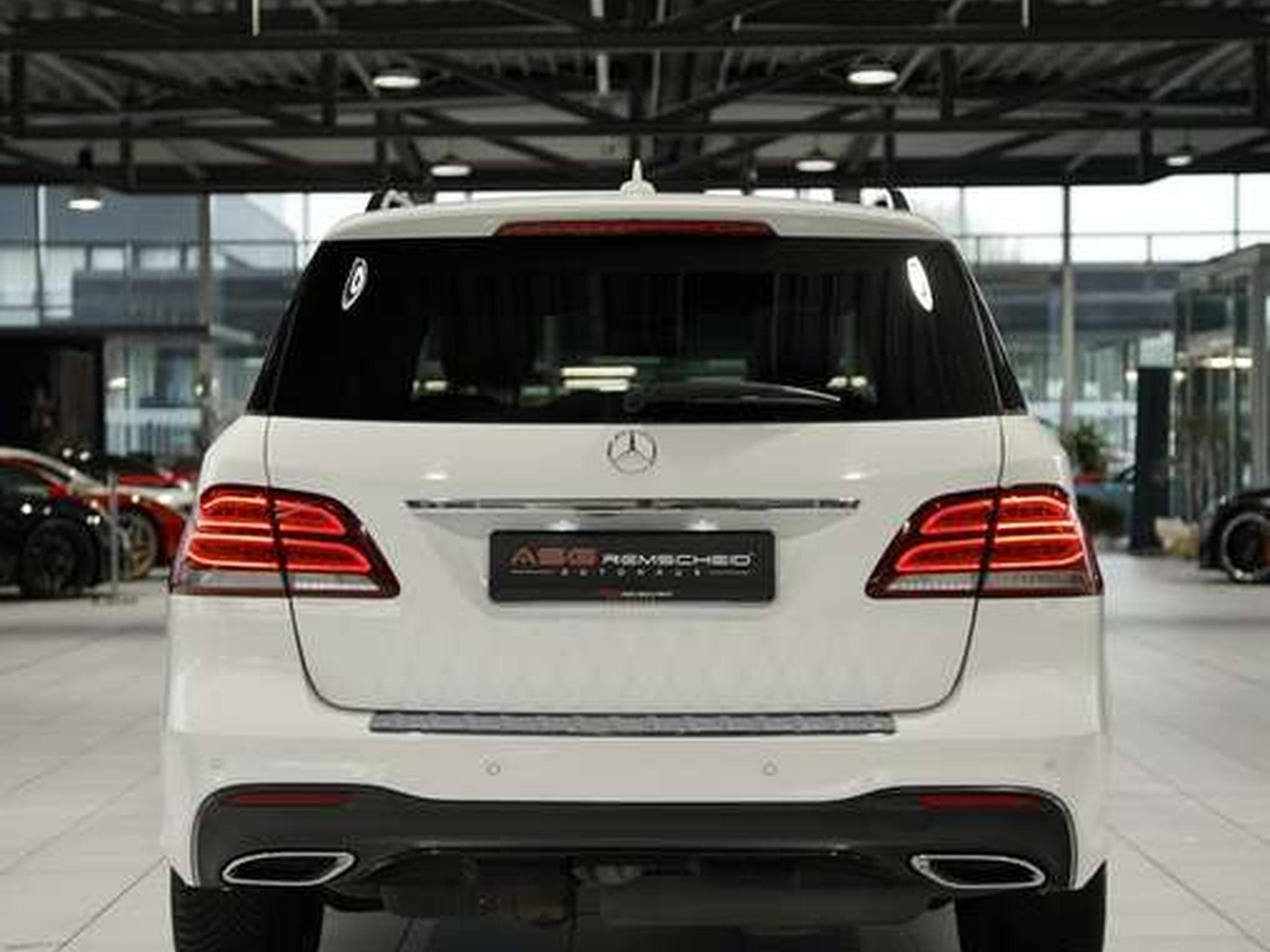 Mercedes GLE 350 d 4M 9G-Tr. AMG Line *Pano *Luft *HK * (2017) - Photo 8