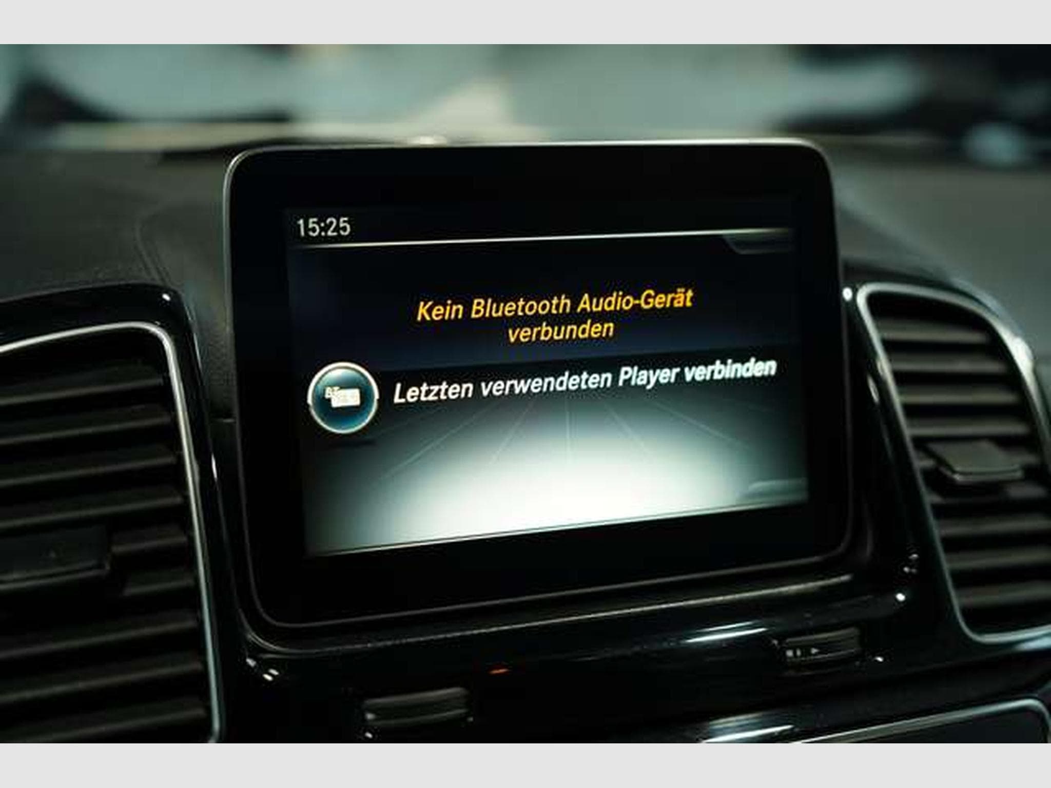 Mercedes GLE 350 d 4M 9G-Tr. AMG Line *Pano *Luft *HK * (2017) - Photo 29