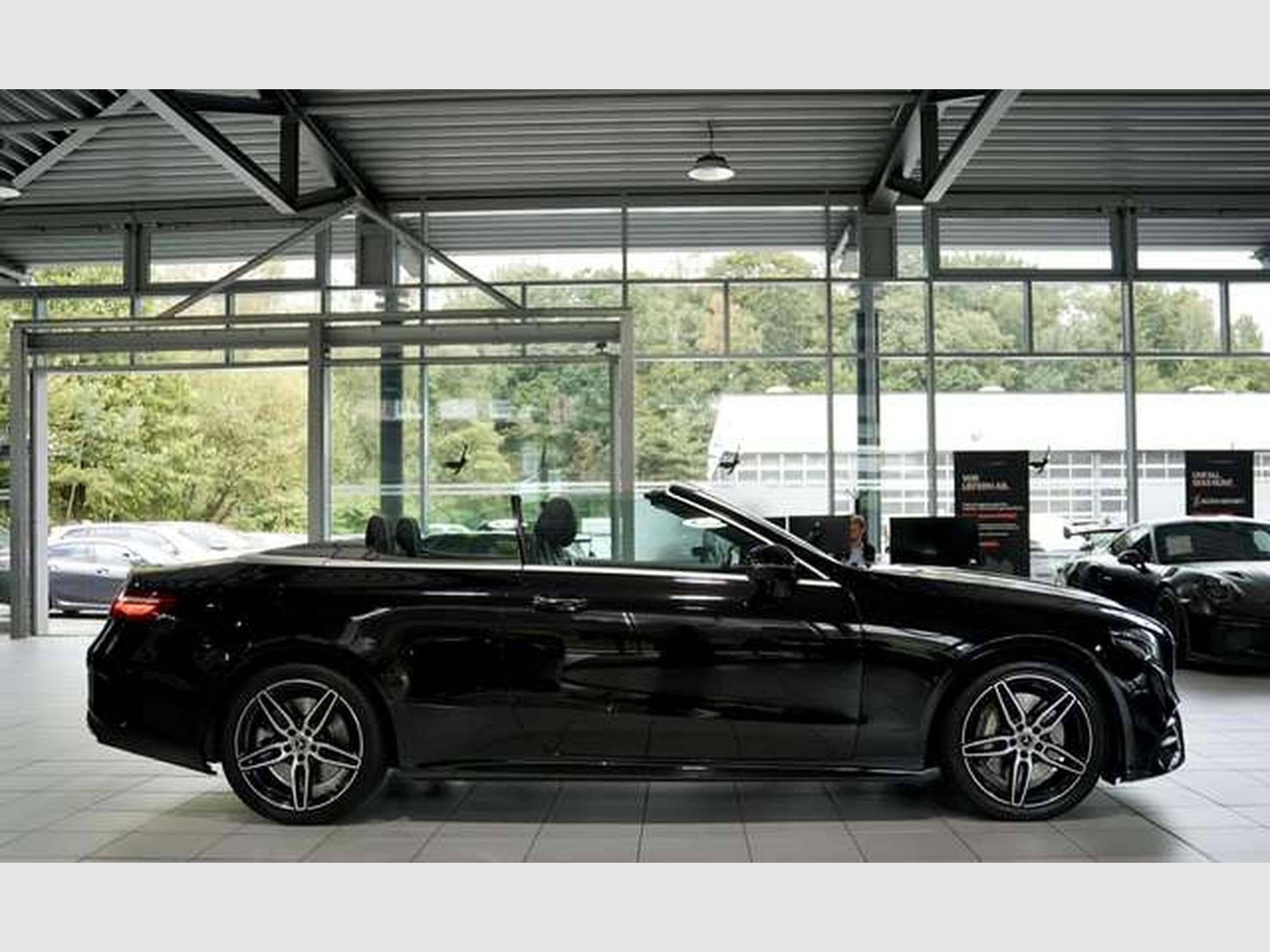 Mercedes E 450 4M AMG Line Cabrio 2.H *19 *Airscarf*Wide (2019) - Photo 6