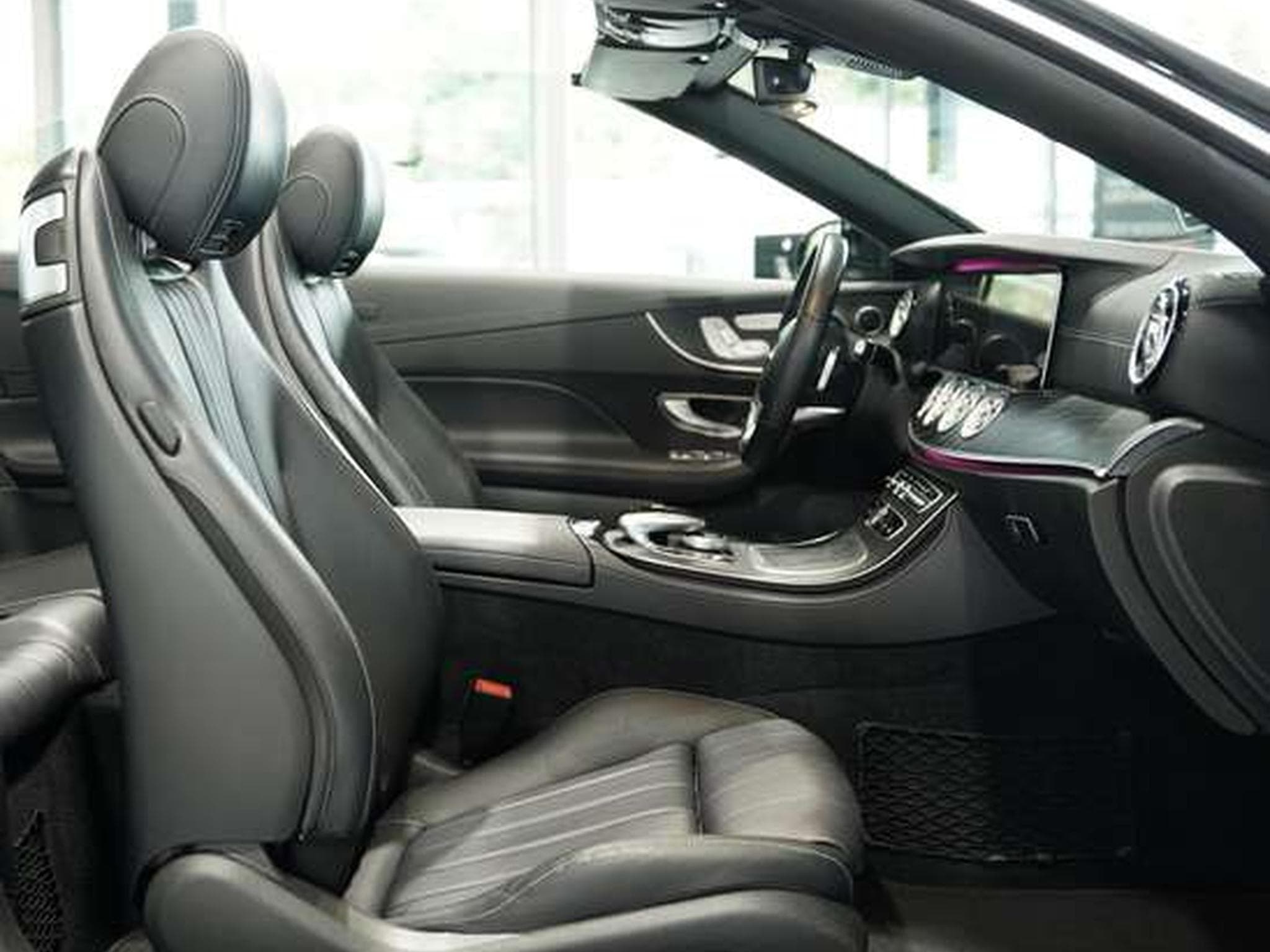 Mercedes E 450 4M AMG Line Cabrio 2.H *19 *Airscarf*Wide (2019) - Photo 14