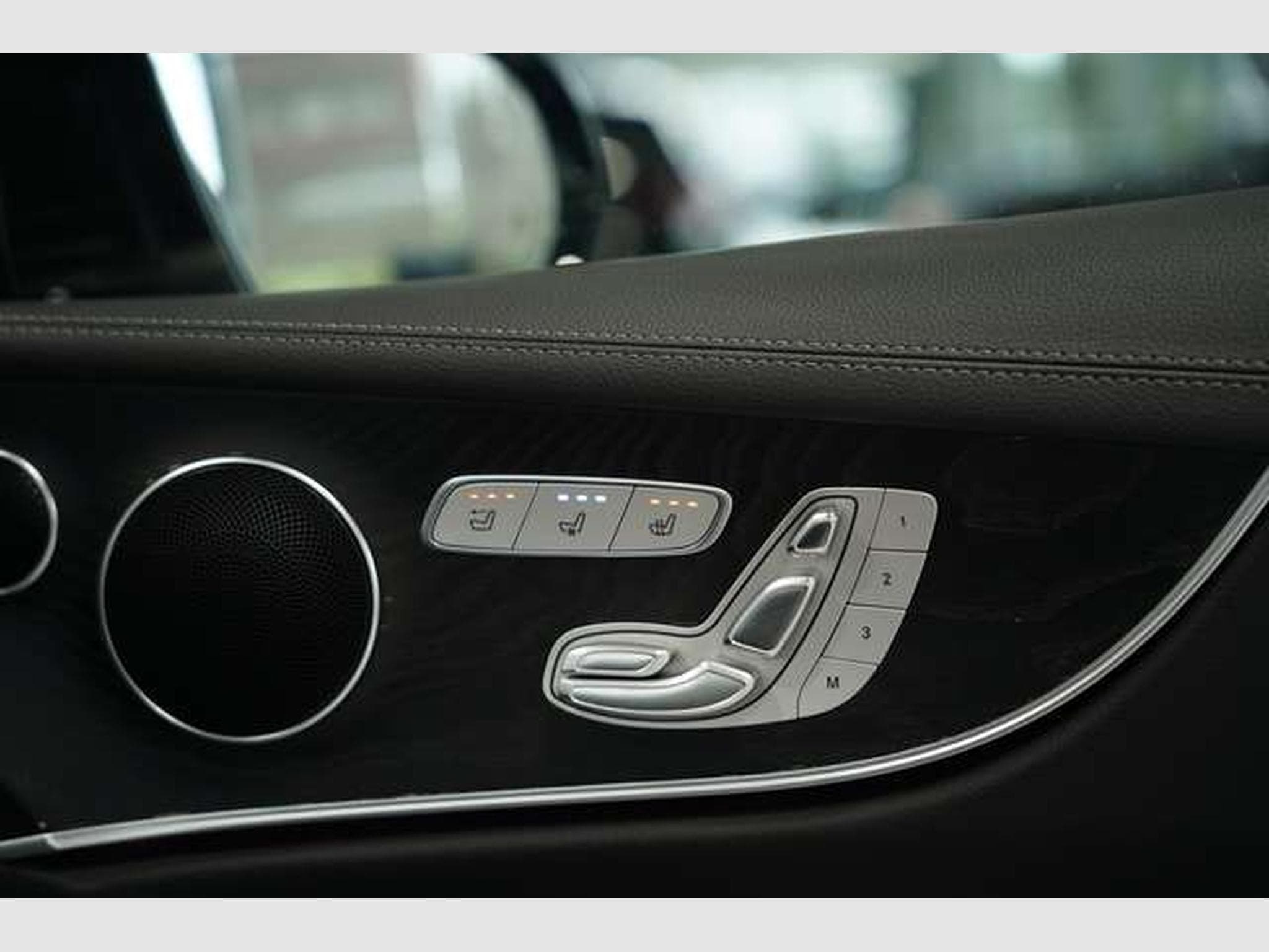 Mercedes E 450 4M AMG Line Cabrio 2.H *19 *Airscarf*Wide (2019) - Photo 15