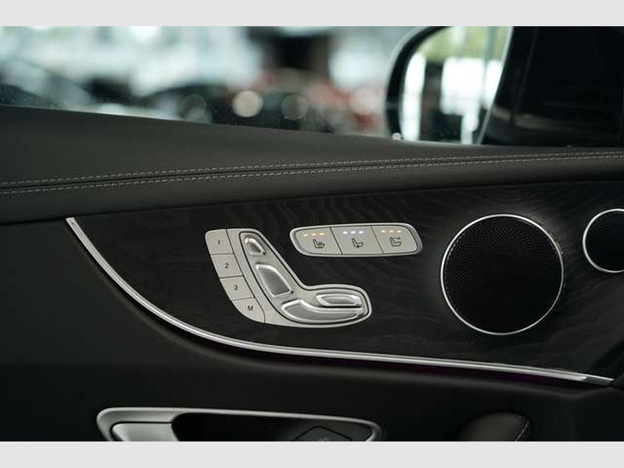 Mercedes E 450 4M AMG Line Cabrio 2.H *19 *Airscarf*Wide (2019) - Photo 23