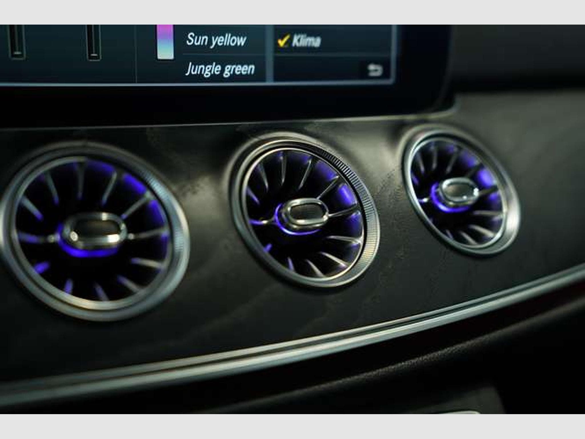 Mercedes E 450 4M AMG Line Cabrio 2.H *19 *Airscarf*Wide (2019) - Photo 35