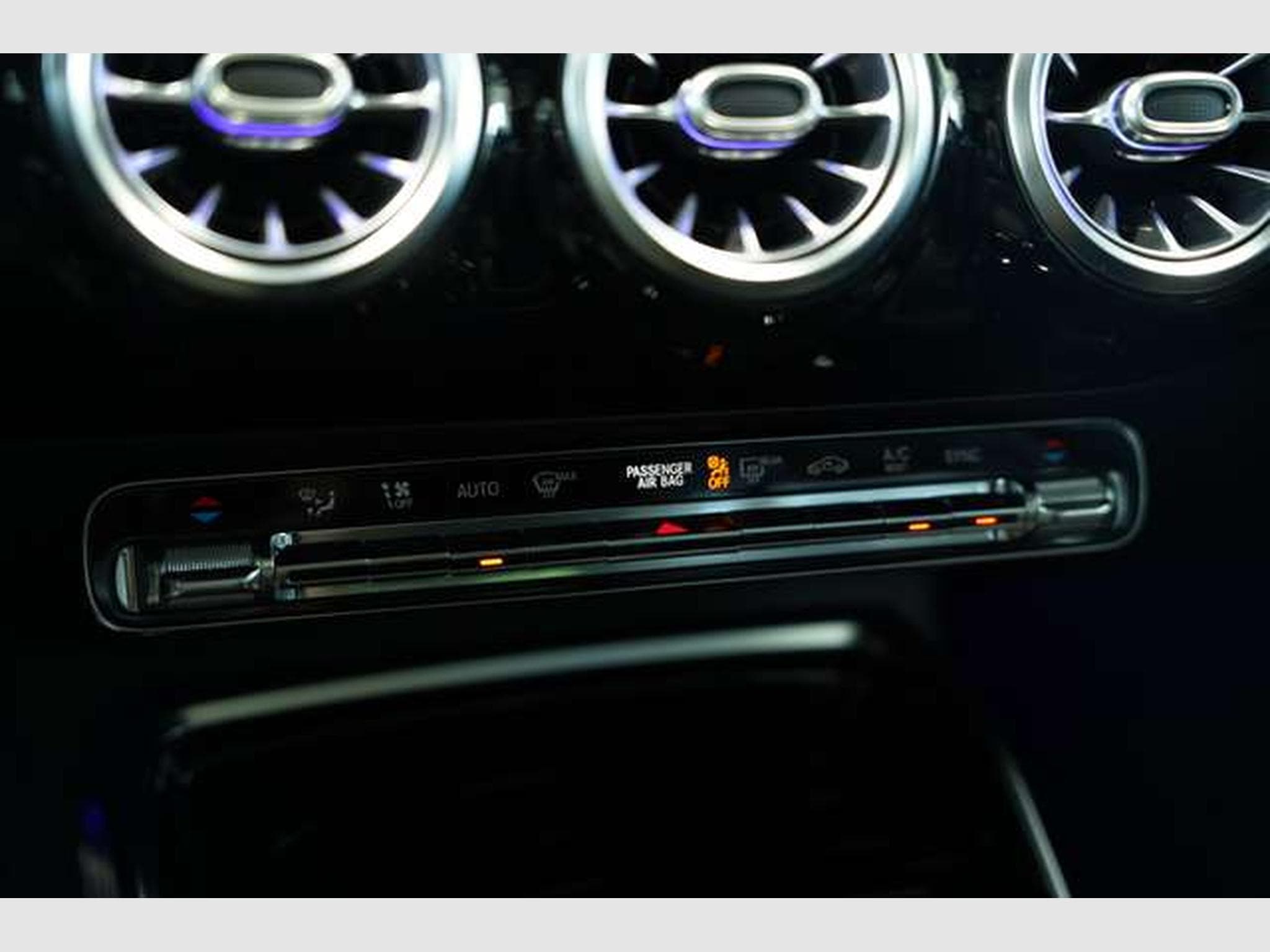 Mercedes CLA 45 AMG S 4M *2.H *Schale*Pano (2020) - Photo 36