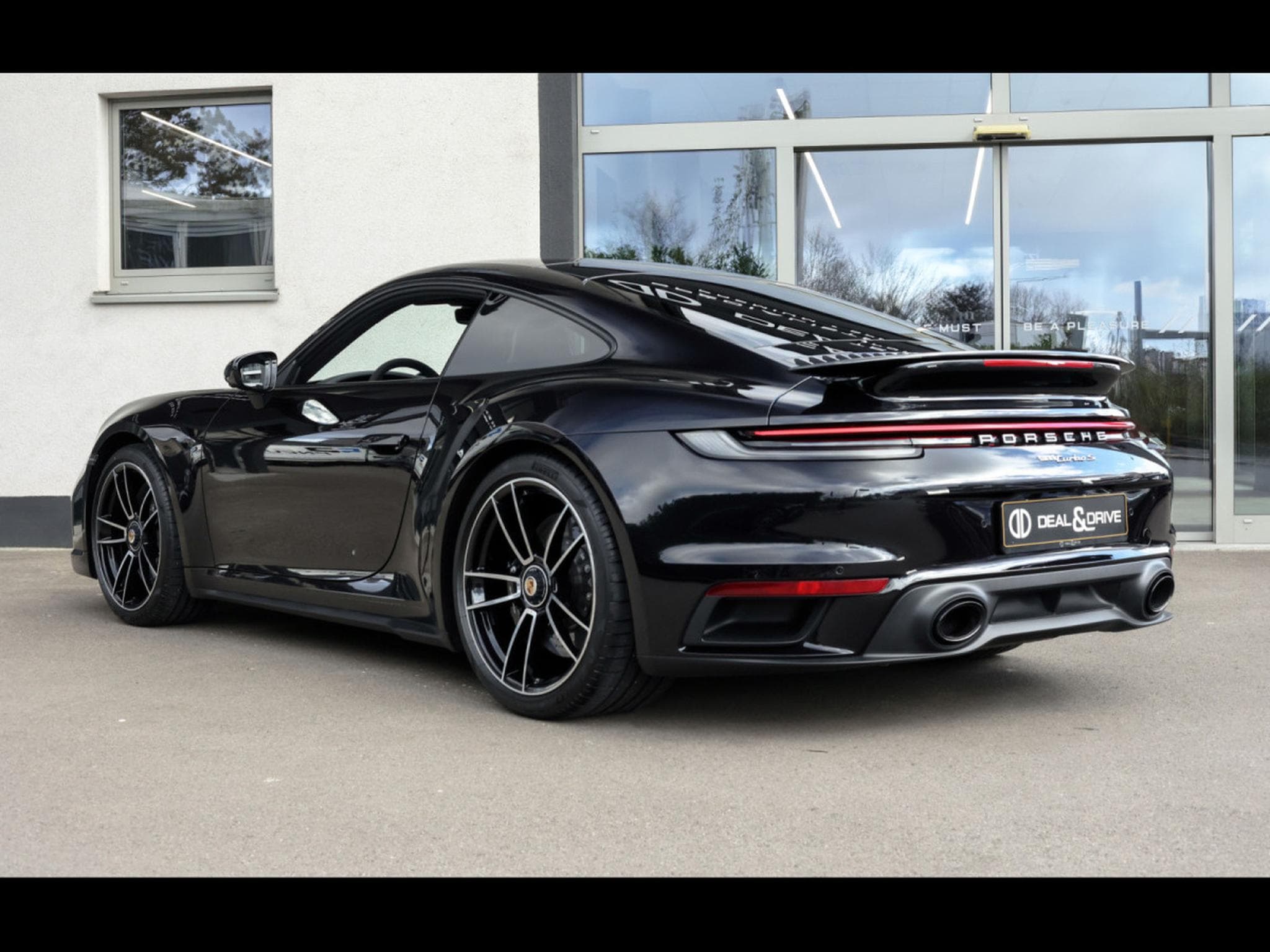 Porsche 911 .1 911 TURBO S COUPE PDK - EXCLUSIVE MANUFAKTUR (2024) - Photo 3