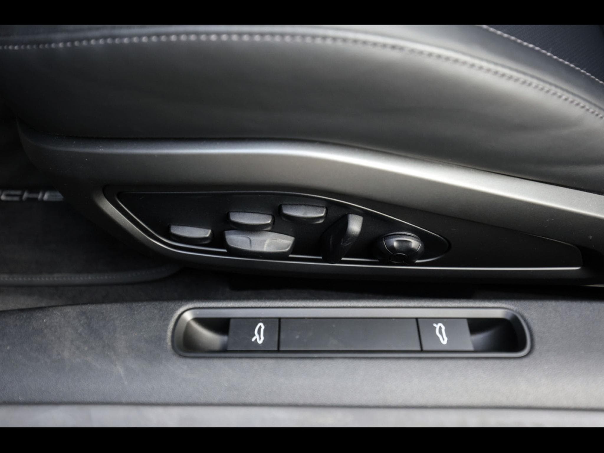 Porsche 911 .1 911 TURBO S COUPE PDK - EXCLUSIVE MANUFAKTUR (2024) - Photo 18