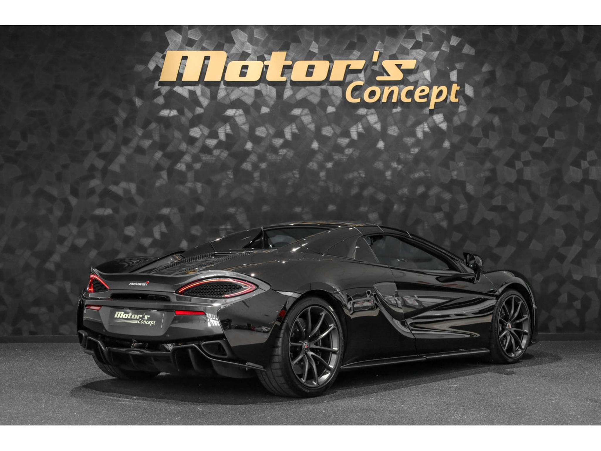 McLaren 570S Spider 3.8 V8 - FIRE BLACK (2018) - Photo 3