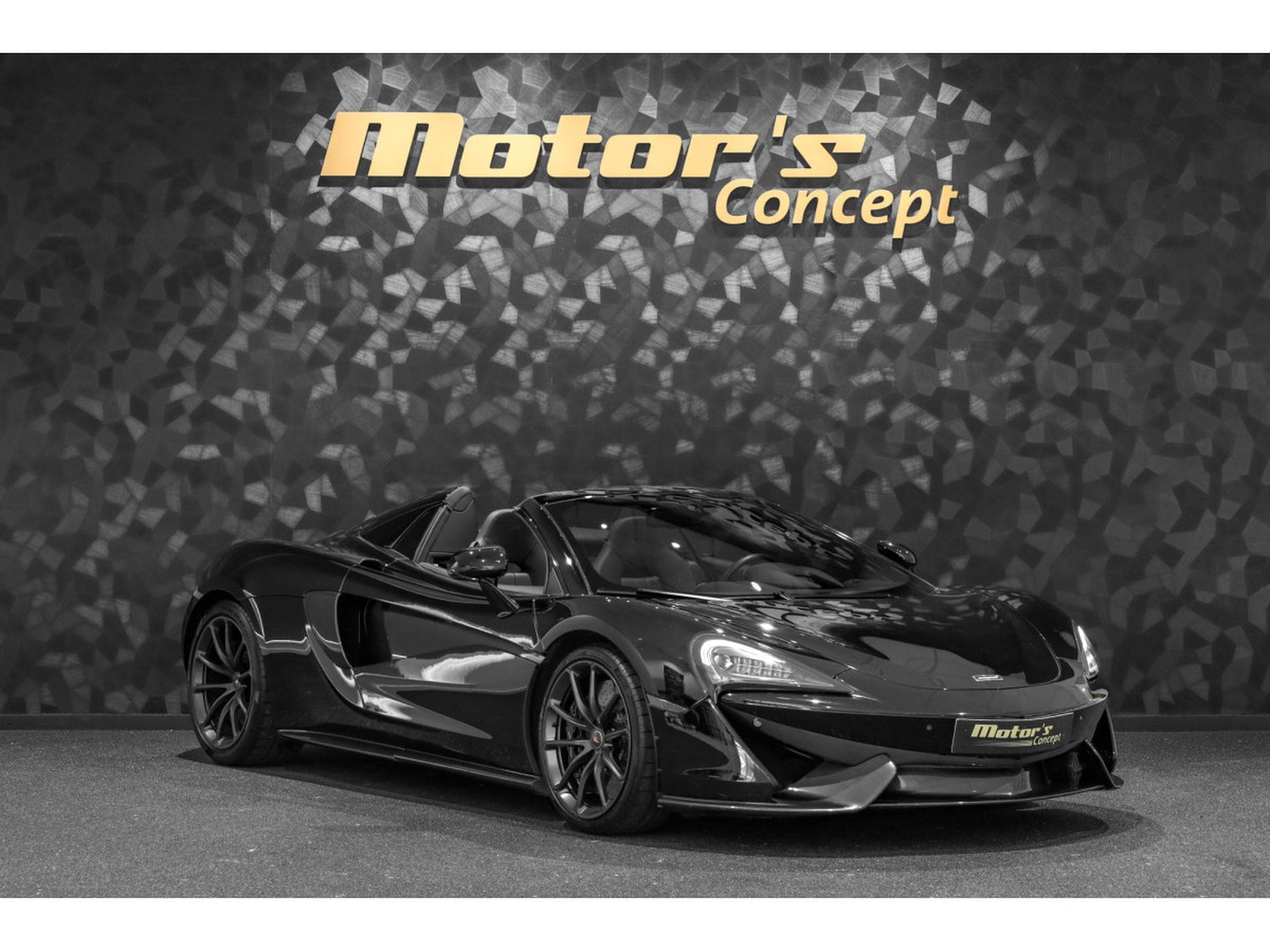 McLaren 570S Spider 3.8 V8 - FIRE BLACK (2018) - Photo 6
