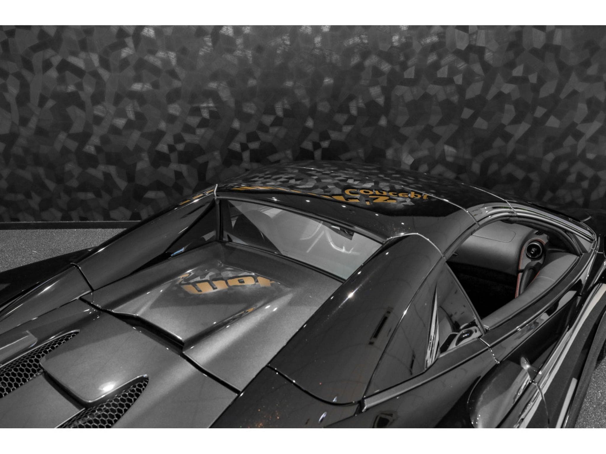 McLaren 570S Spider 3.8 V8 - FIRE BLACK (2018) - Photo 19