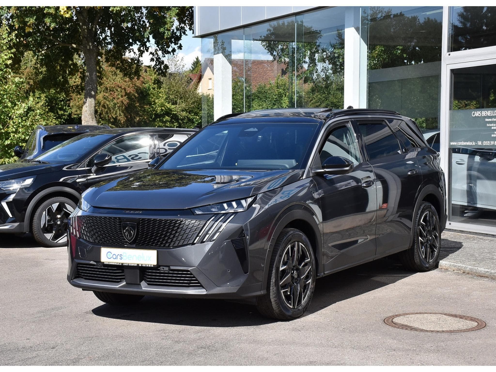 Peugeot 5008 Hybrid 145 GT Exclusive e-DCS6 PANO ACC CAM360 NEUF (2026) - Foto 2