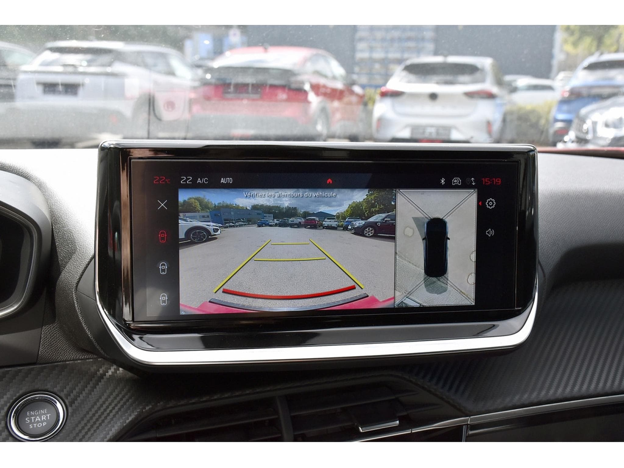 Peugeot 2008 1.2 Allure ACC GPS LANE SIDE REGUL CAM 360 1° MAIN (2025) - Foto 20