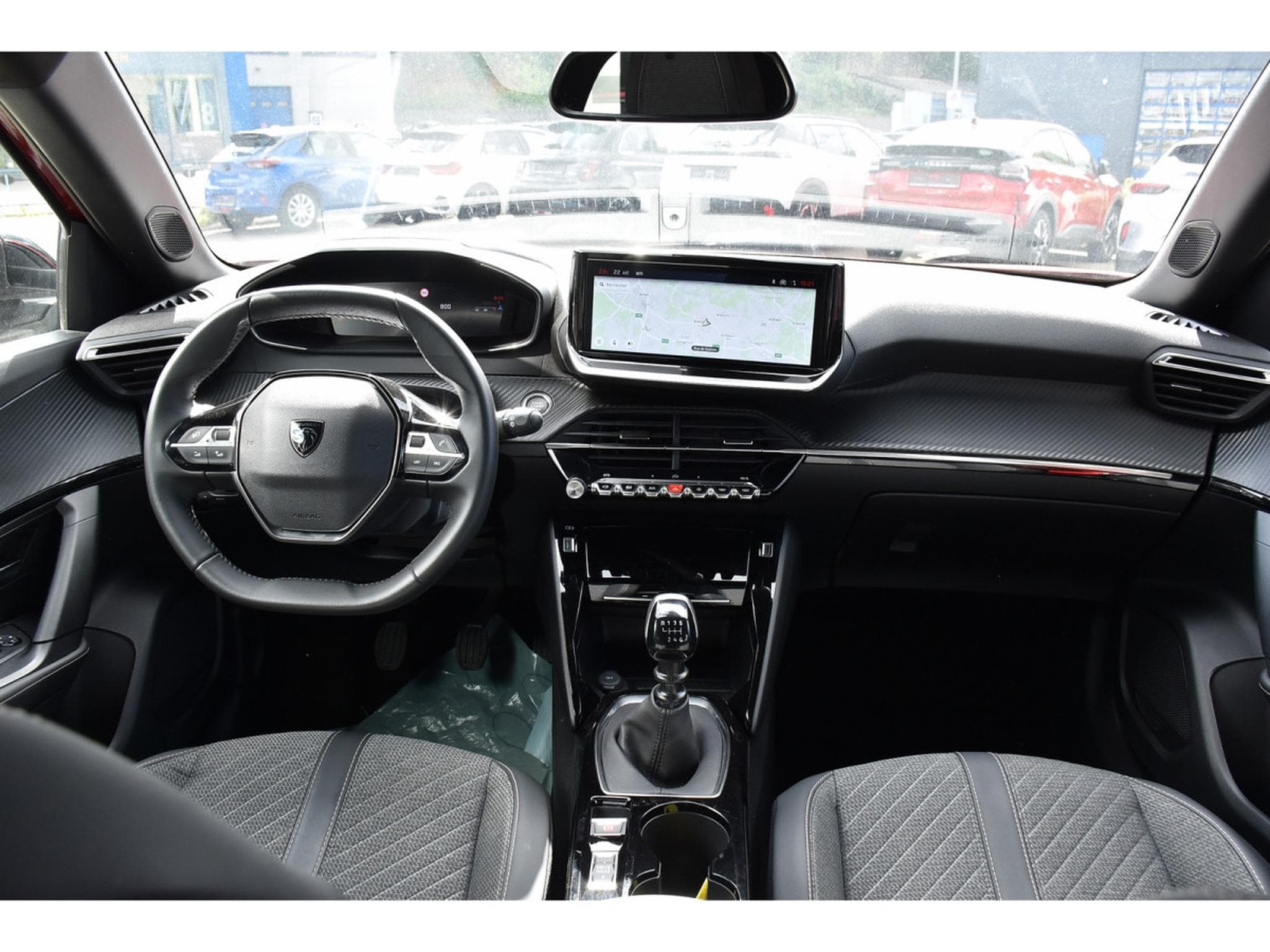 Peugeot 2008 1.2 Allure ACC GPS LANE SIDE REGUL CAM 360 1° MAIN (2025) - Foto 9