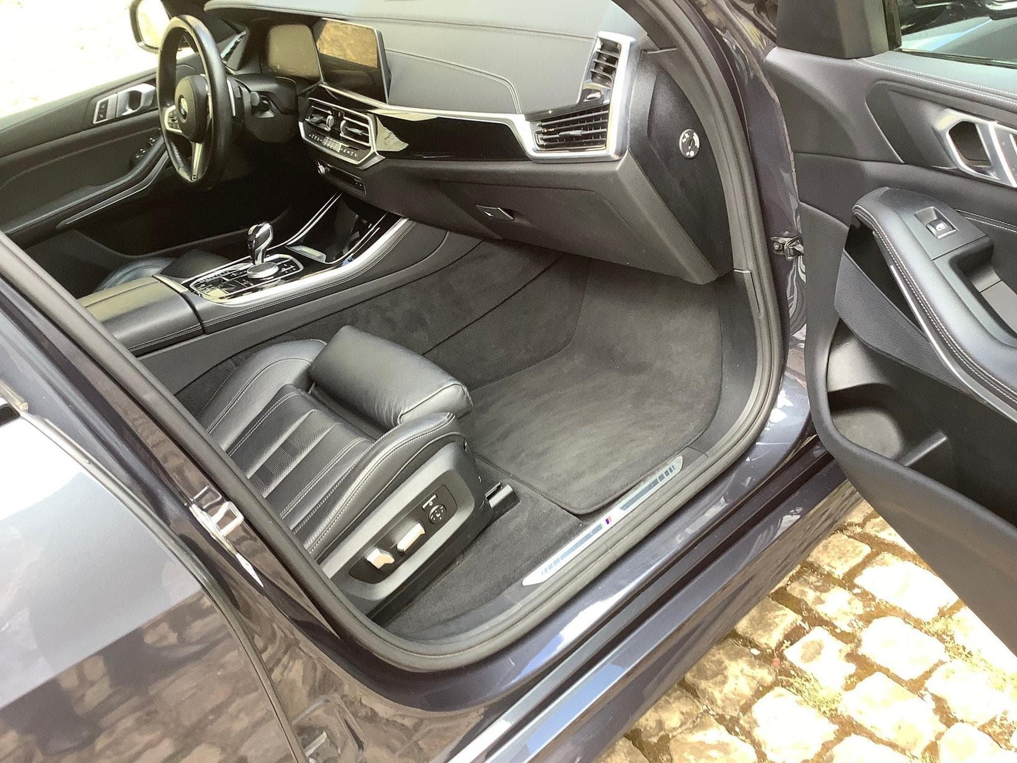 BMW X5 XDRIVE 3.0D SPORT M - 265cv (2020) - Photo 11