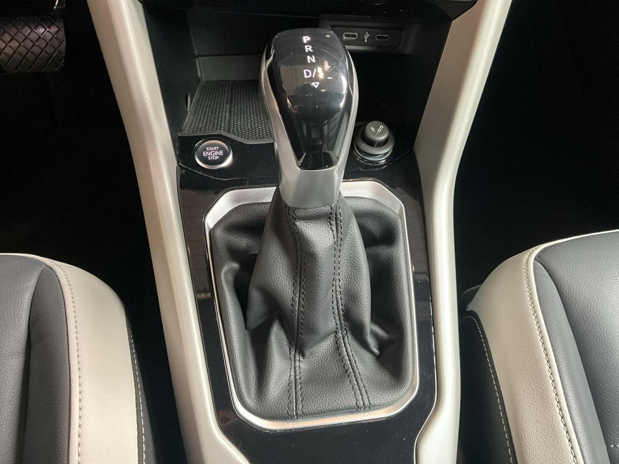 VW T-Roc Style+DSG+LM19+P.Vienna+Ahk+BeatsAudio (2023) - Photo 12