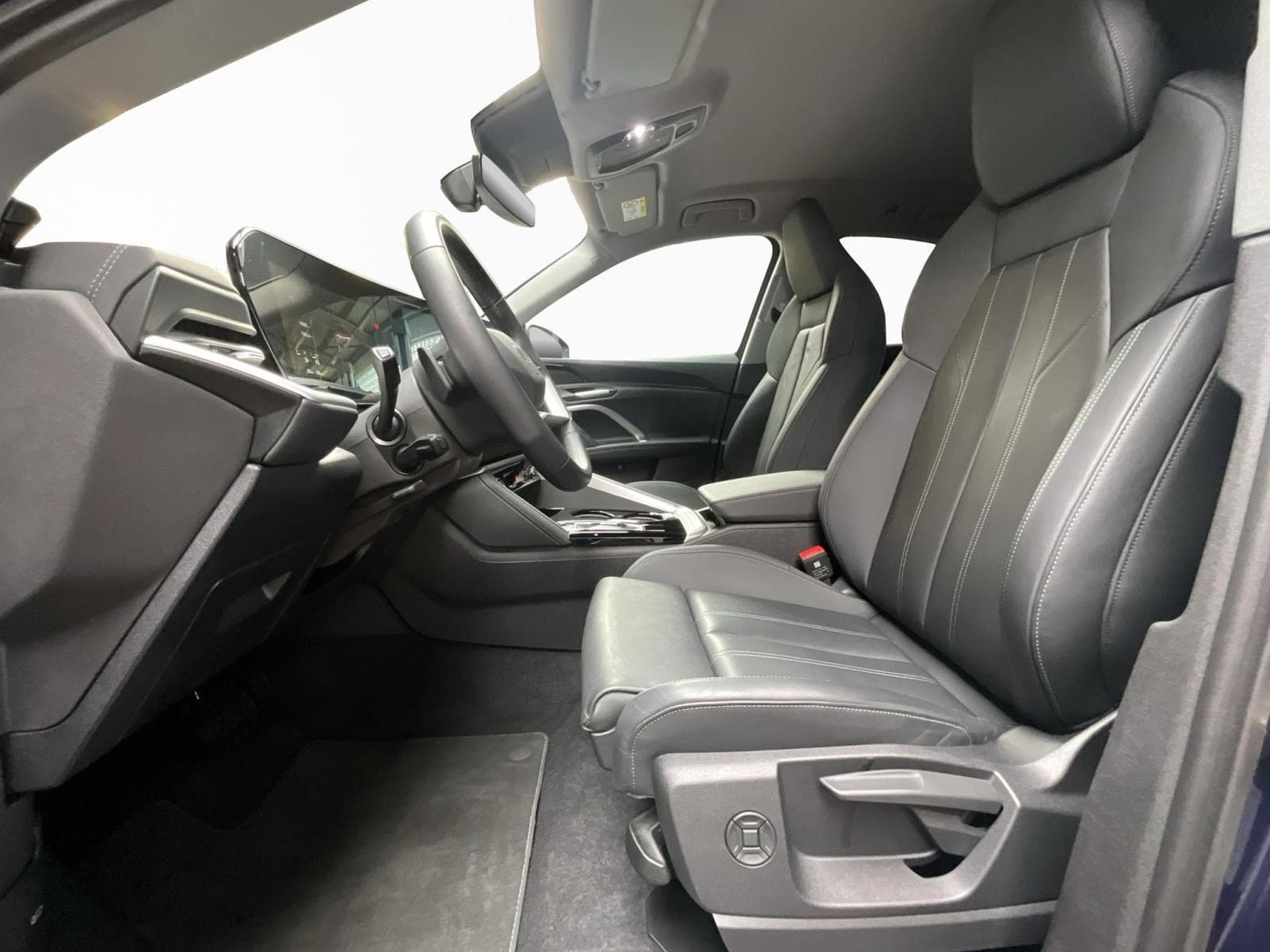 Audi Q5 SB+PHEV+Quattro+S-Tronic+Tech+P.Business+LM19+LED (2025) - Photo 9