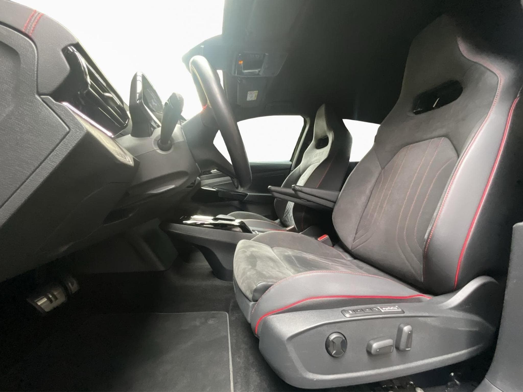 VW ID.4 77kWh+GTX+4Motion+Top-Sport-Plus+P.Sport+P.Infotainement+P.A (2024) - Photo 9