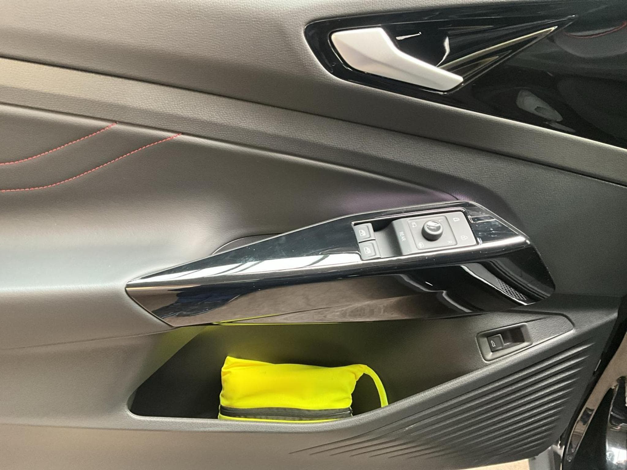VW ID.4 77kWh+GTX+4Motion+Top-Sport-Plus+P.Sport+P.Infotainement+P.A (2024) - Photo 14