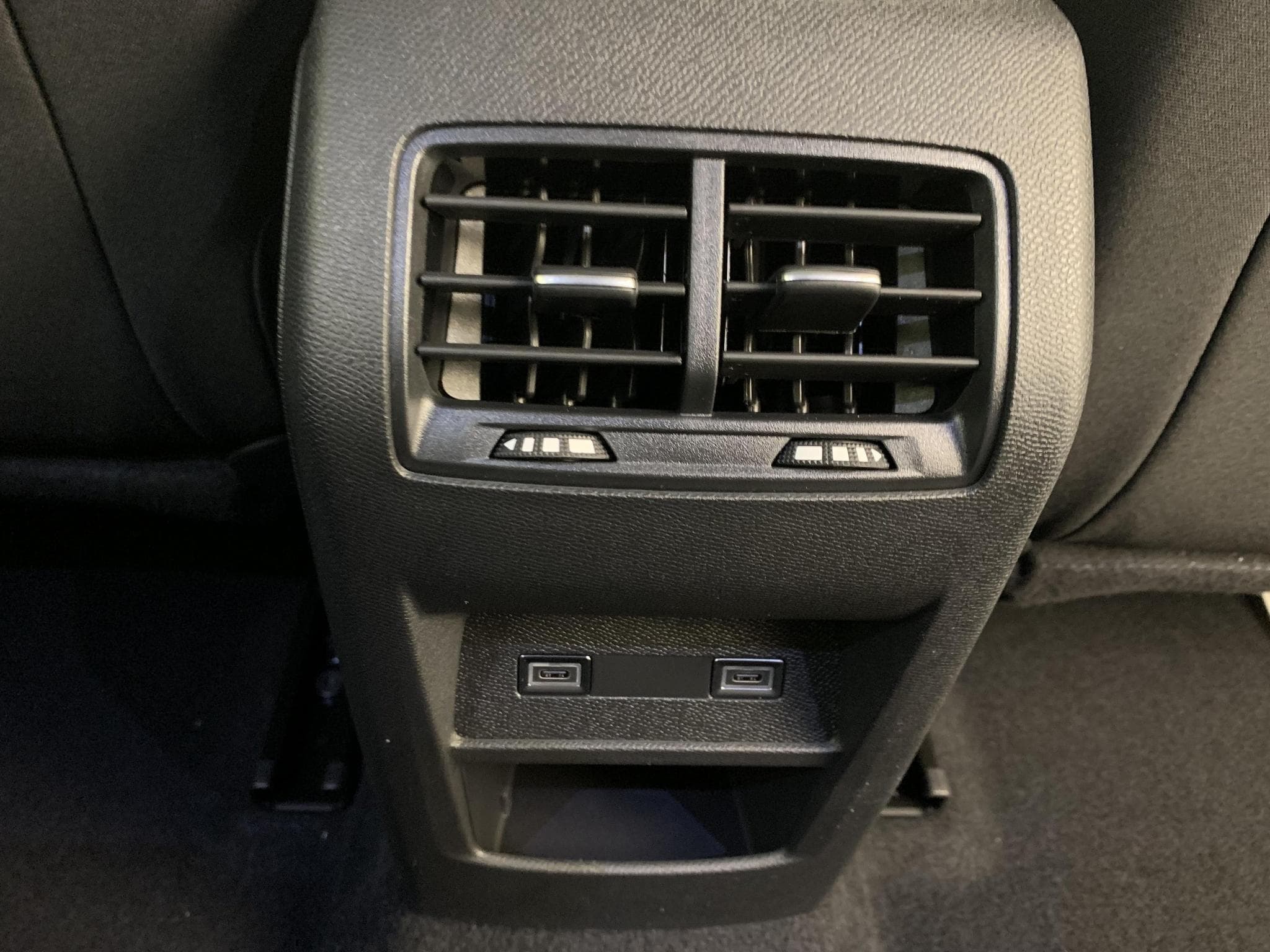Peugeot 308 BLUEHDI 130CH S&S EAT8 ALLURE (2026) - Foto 20