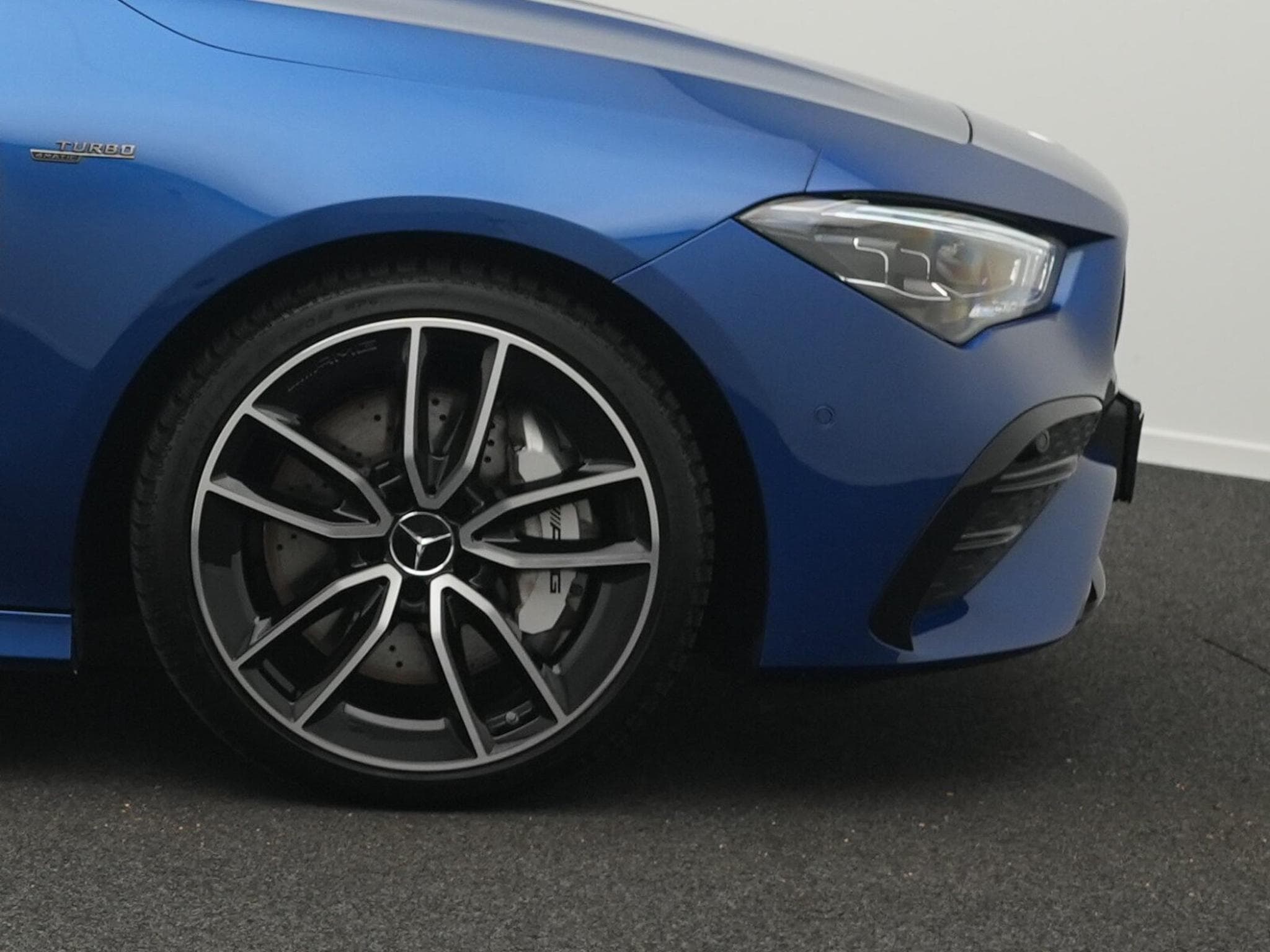 Mercedes CLA 35 AMG 4M Cpe Multi+Night+Keyless+Totw (2025) - Photo 8