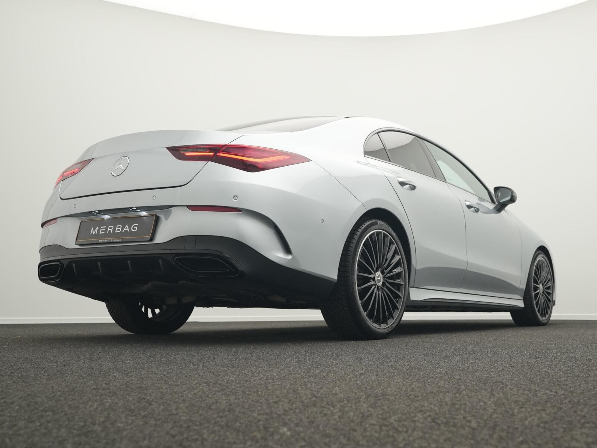 Mercedes CLA 200 AMG-Line Cpe Multi+Kamera+Night+19" (2025) - Photo 11