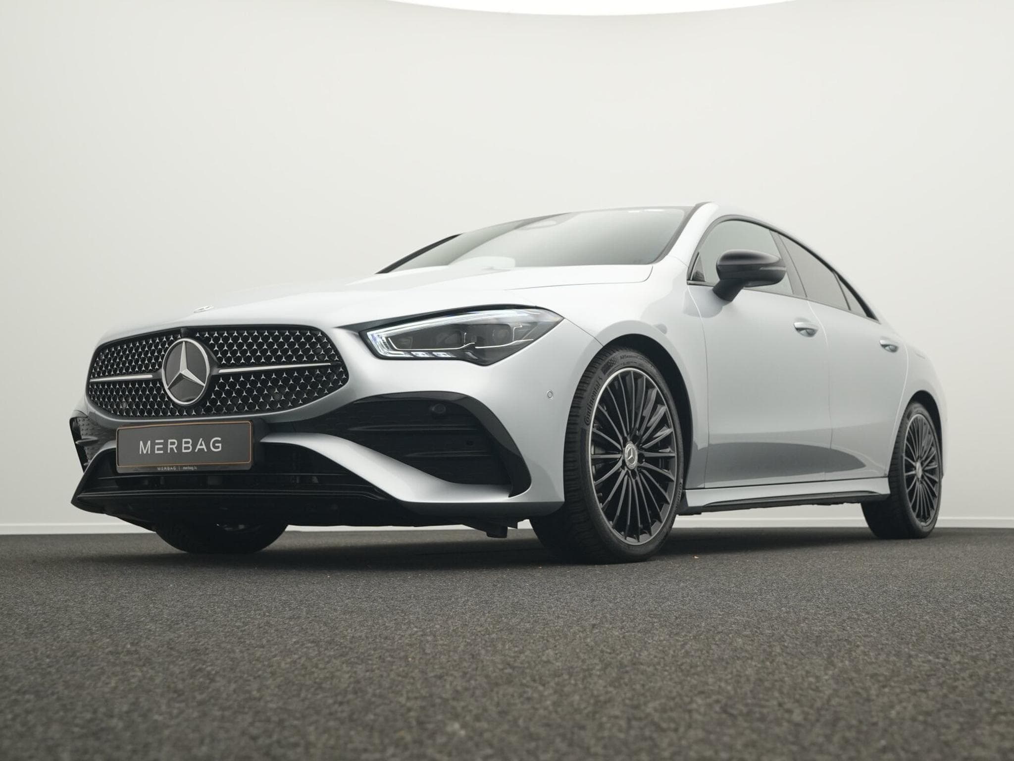 Mercedes CLA 200 AMG-Line Cpe Multi+Kamera+Night+19" (2025) - Photo 10