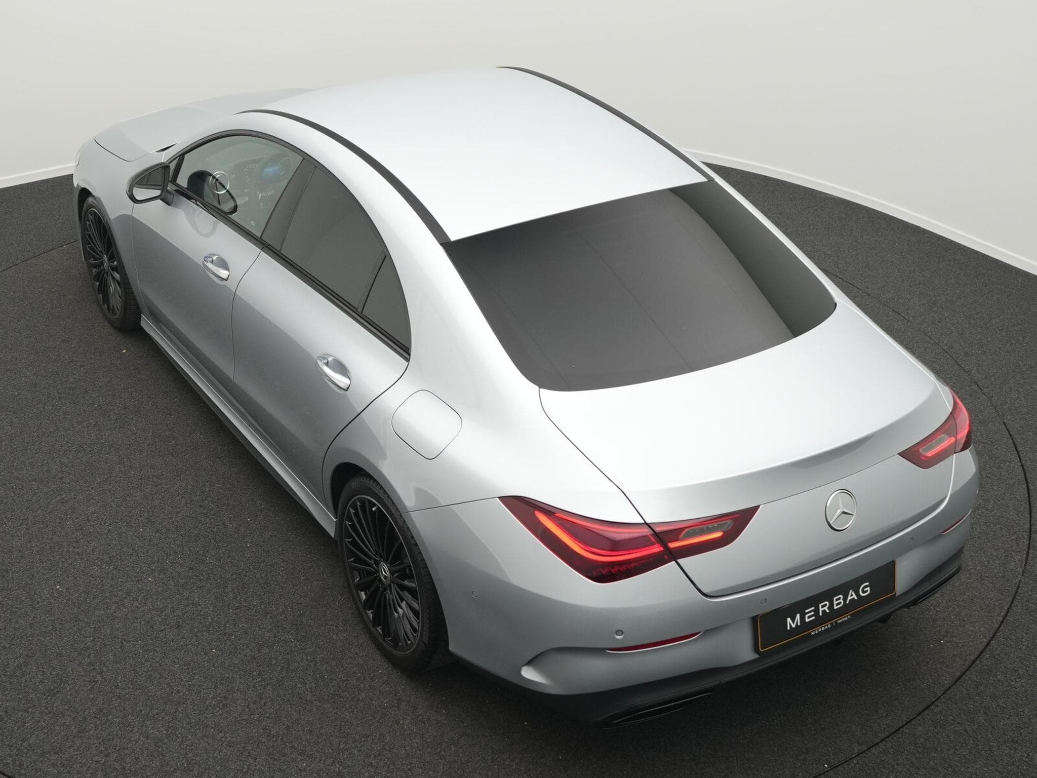 Mercedes CLA 200 AMG-Line Cpe Multi+Kamera+Night+19" (2025) - Photo 13