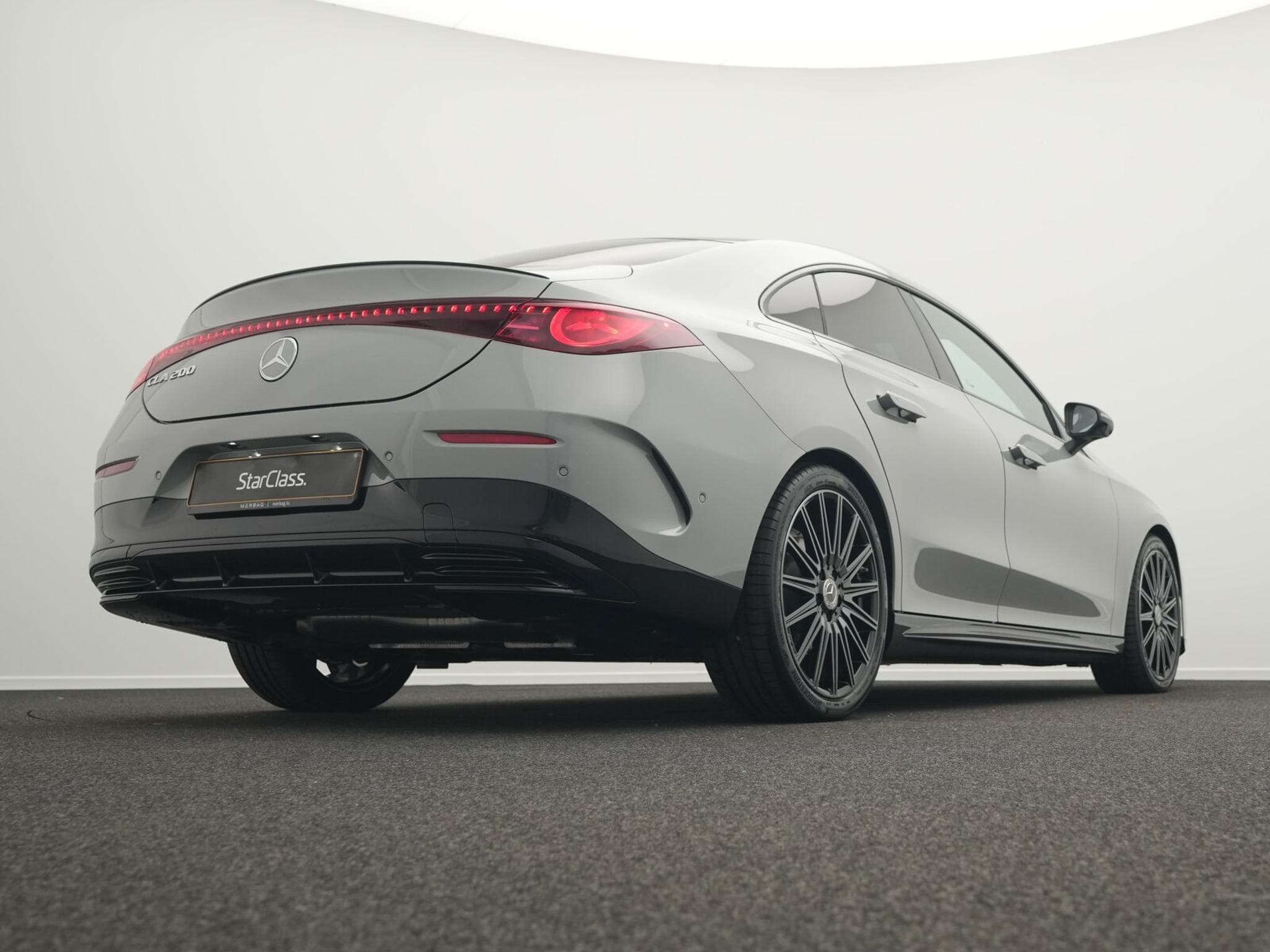 Mercedes CLA 200 Multi+Pano+Night+Memo+19" (2025) - Photo 11