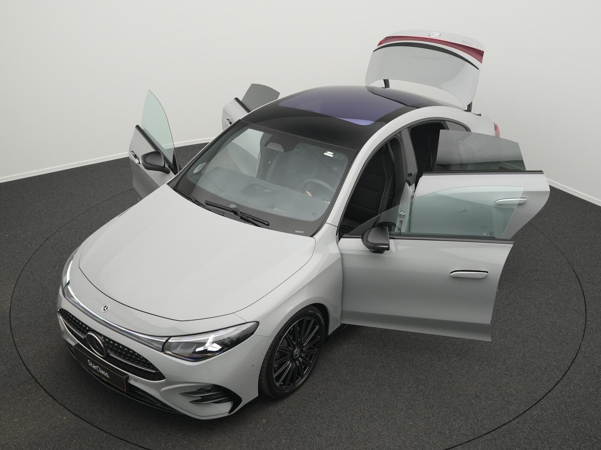 Mercedes CLA 200 Multi+Pano+Night+Memo+19" (2025) - Photo 14