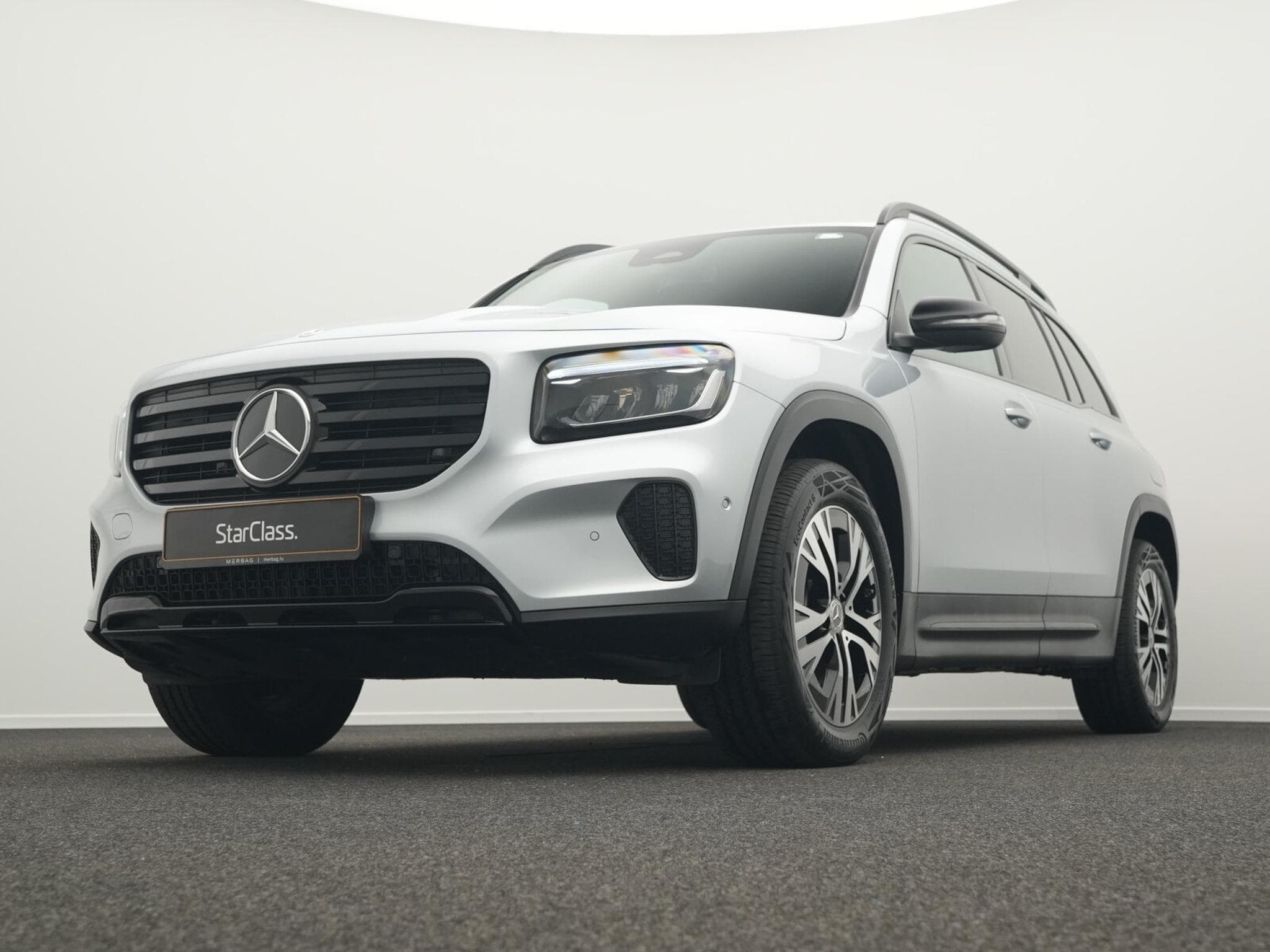 Mercedes GLB 180 d LED+Night+Kamera+EasyPack (2025) - Photo 10