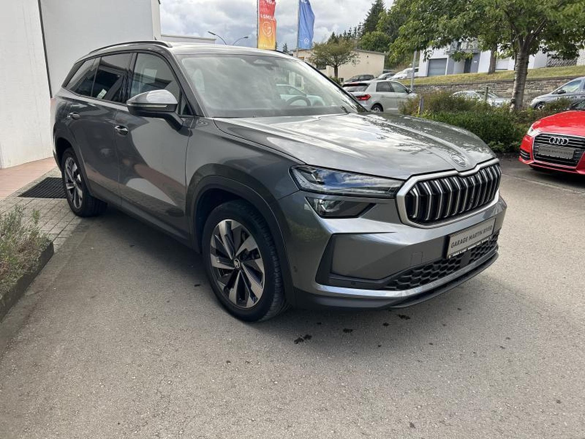 Skoda Kodiaq 4x4, 193 CV, 7 Places, cuir, toit pano, gar. 12/2024 (2024) - Photo 4