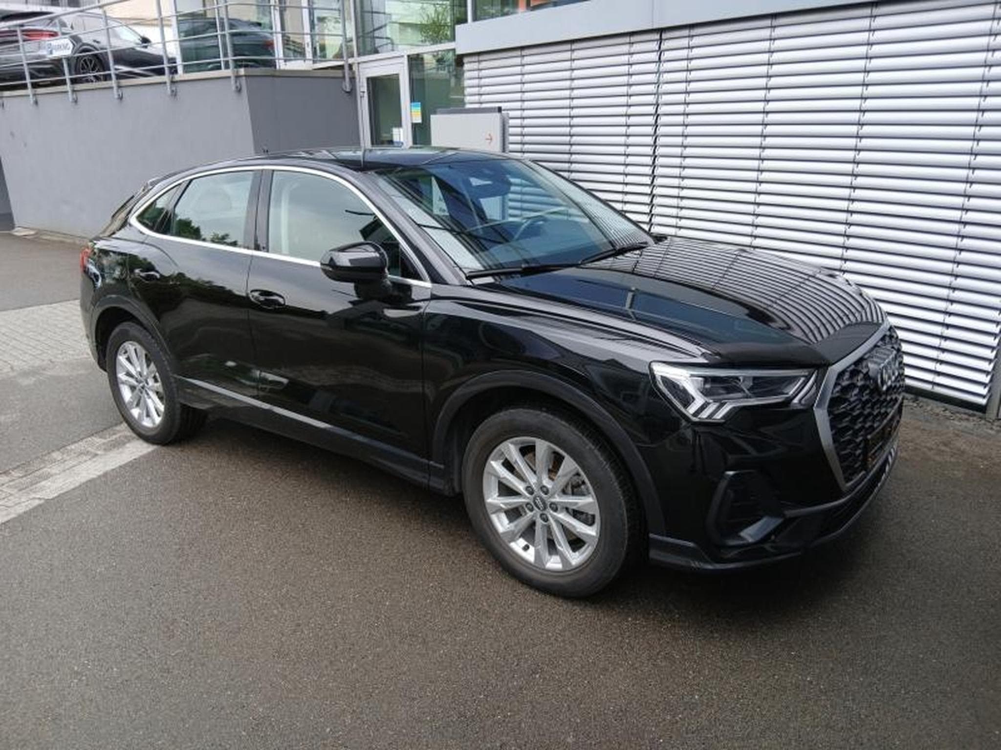 Audi Q3 Sportback 40 TDI quattro s-tronic (2020) - Photo 5