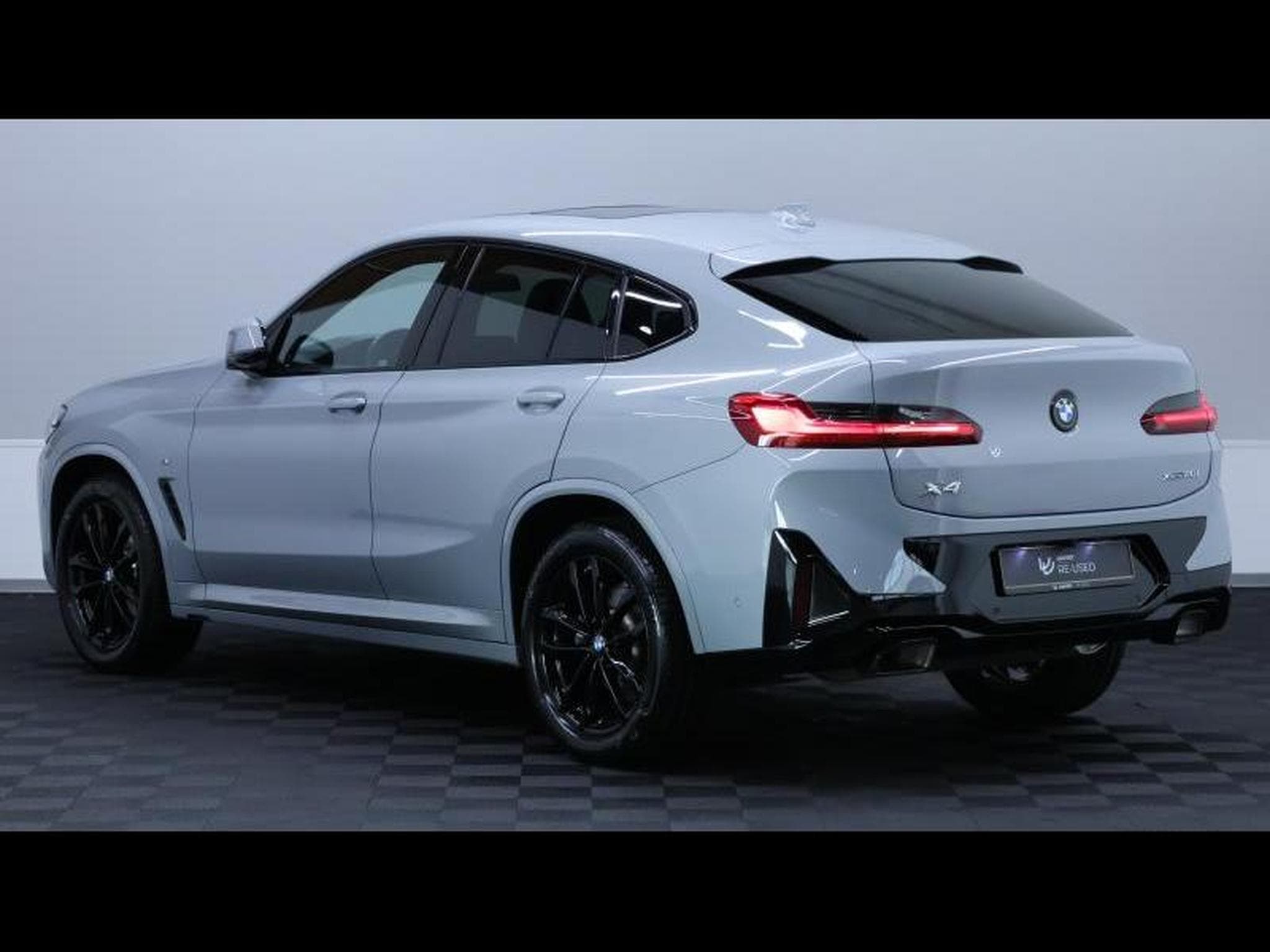BMW X4 M SPORT Edition xDrive 20i 184 Steptronic (2022) - Foto 7