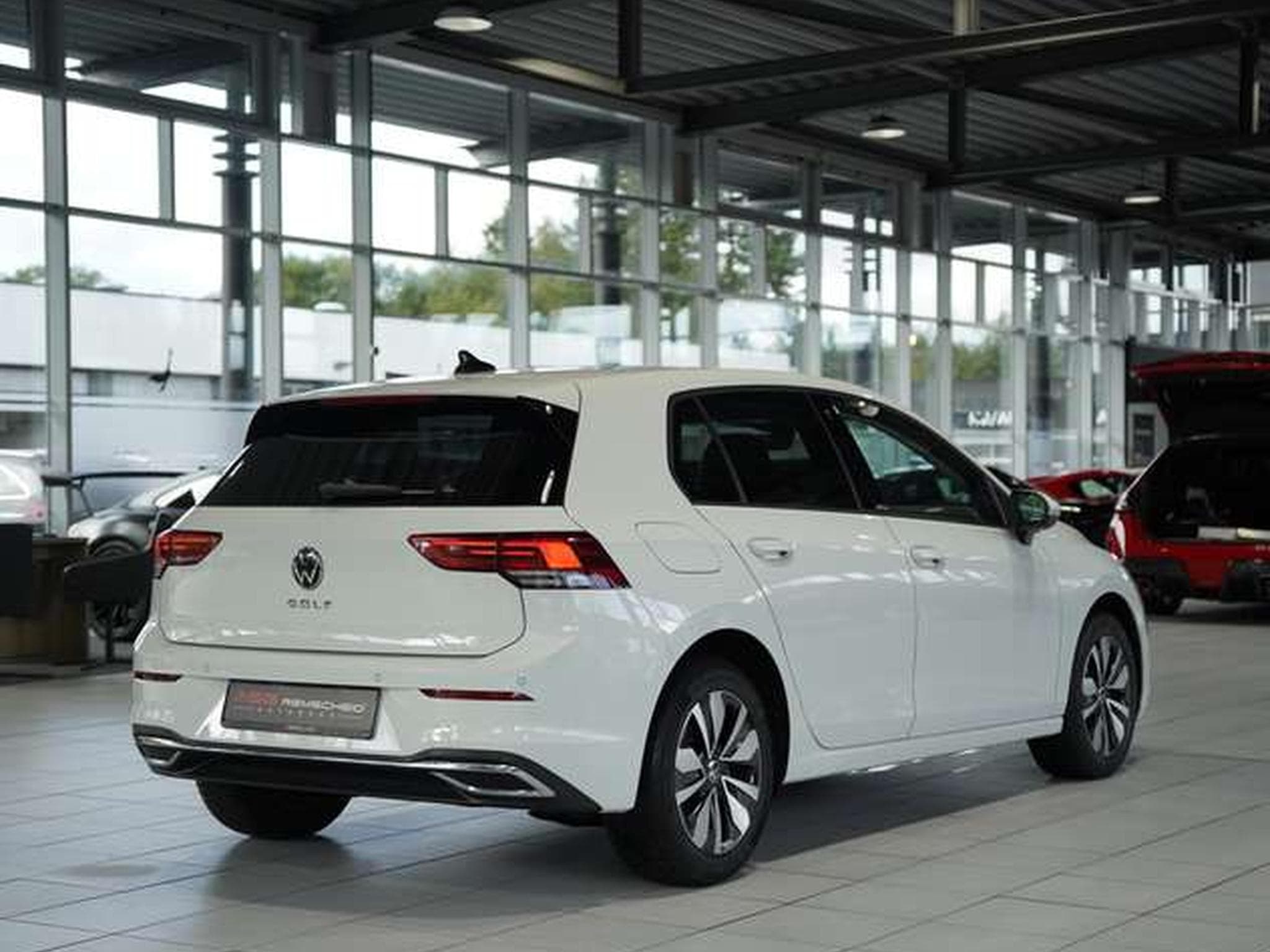 VW Golf 2.0 TDI Move *ACC *Kamera *AHK *Digital (2024) - Photo 7