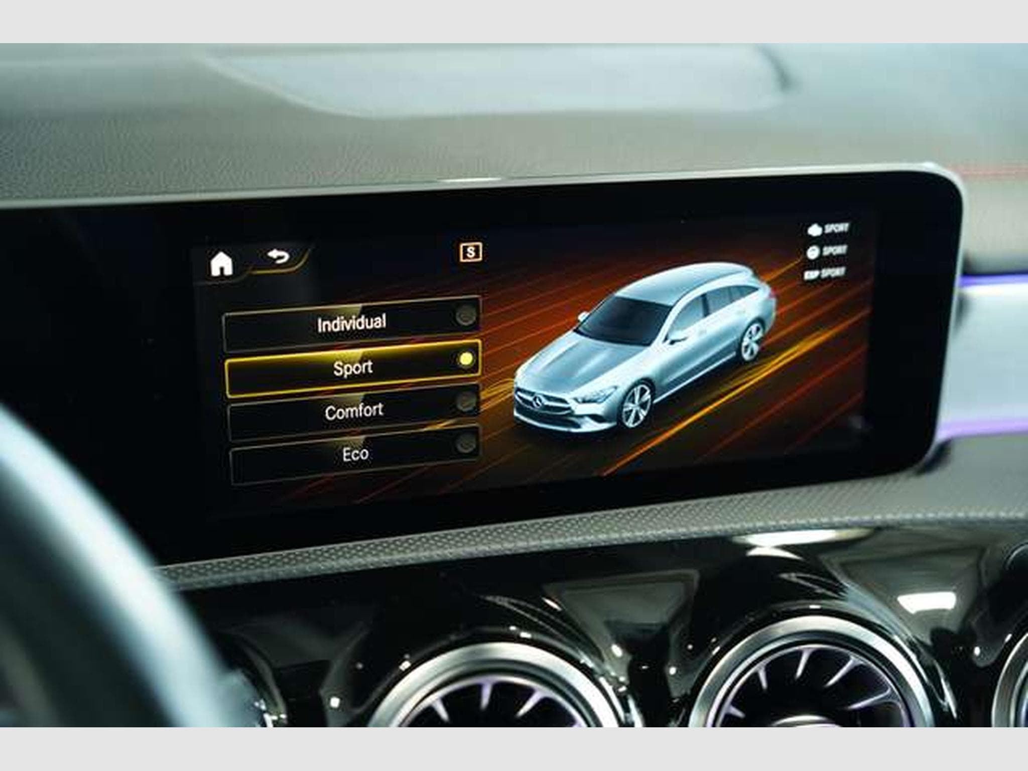 Mercedes CLA 220 d AMG Line *BURM *Digital (2020) - Photo 41