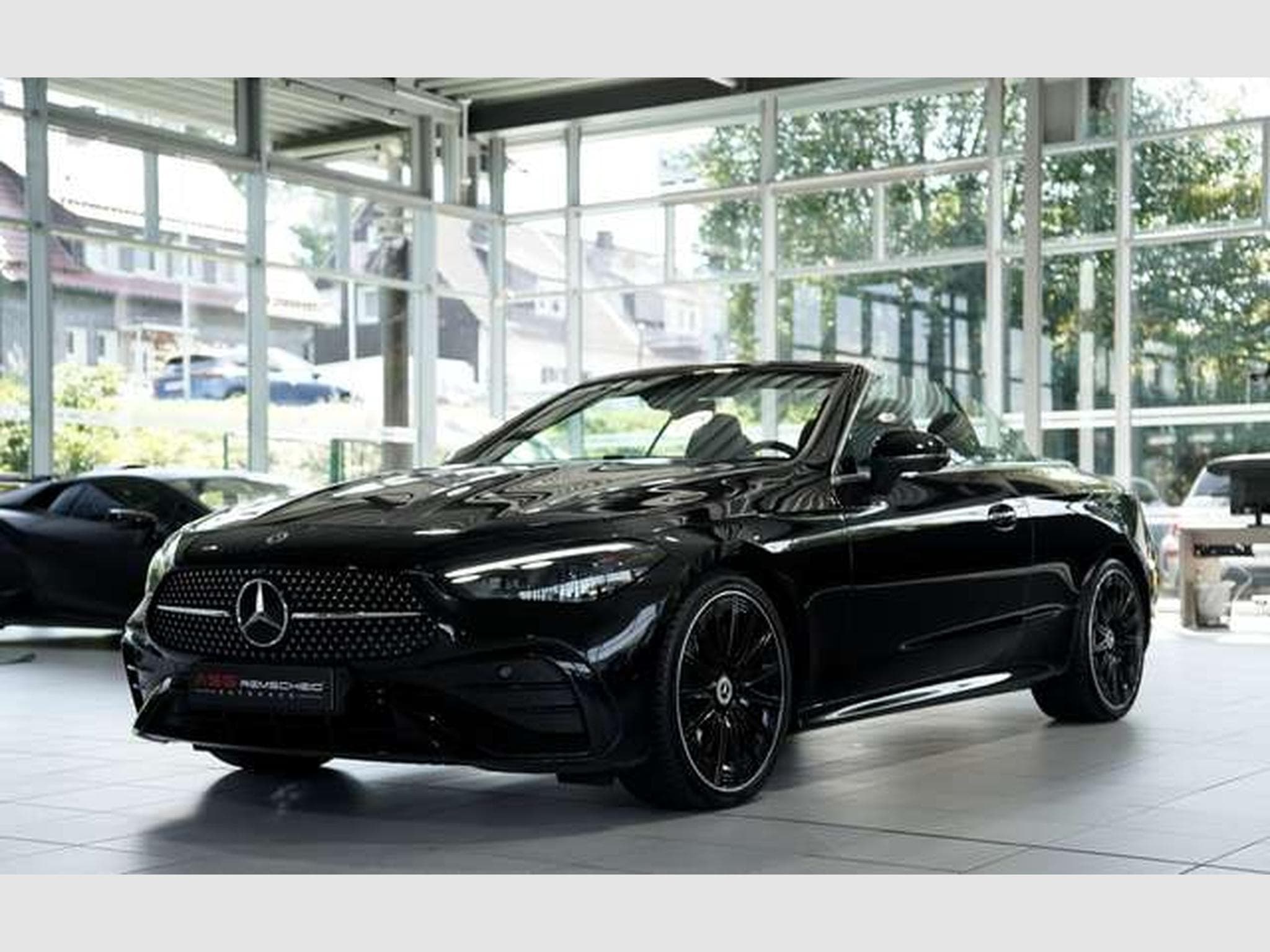 Mercedes CLE 300 4M Cabrio AMG Premium+ *20*Night*Carbon (2024) - Photo 5
