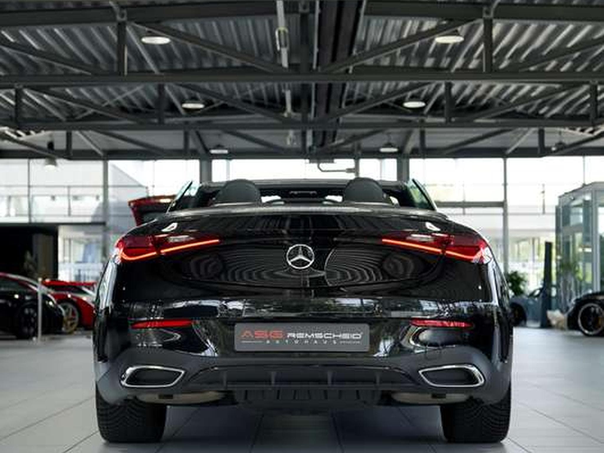 Mercedes CLE 300 4M Cabrio AMG Premium+ *20*Night*Carbon (2024) - Photo 9
