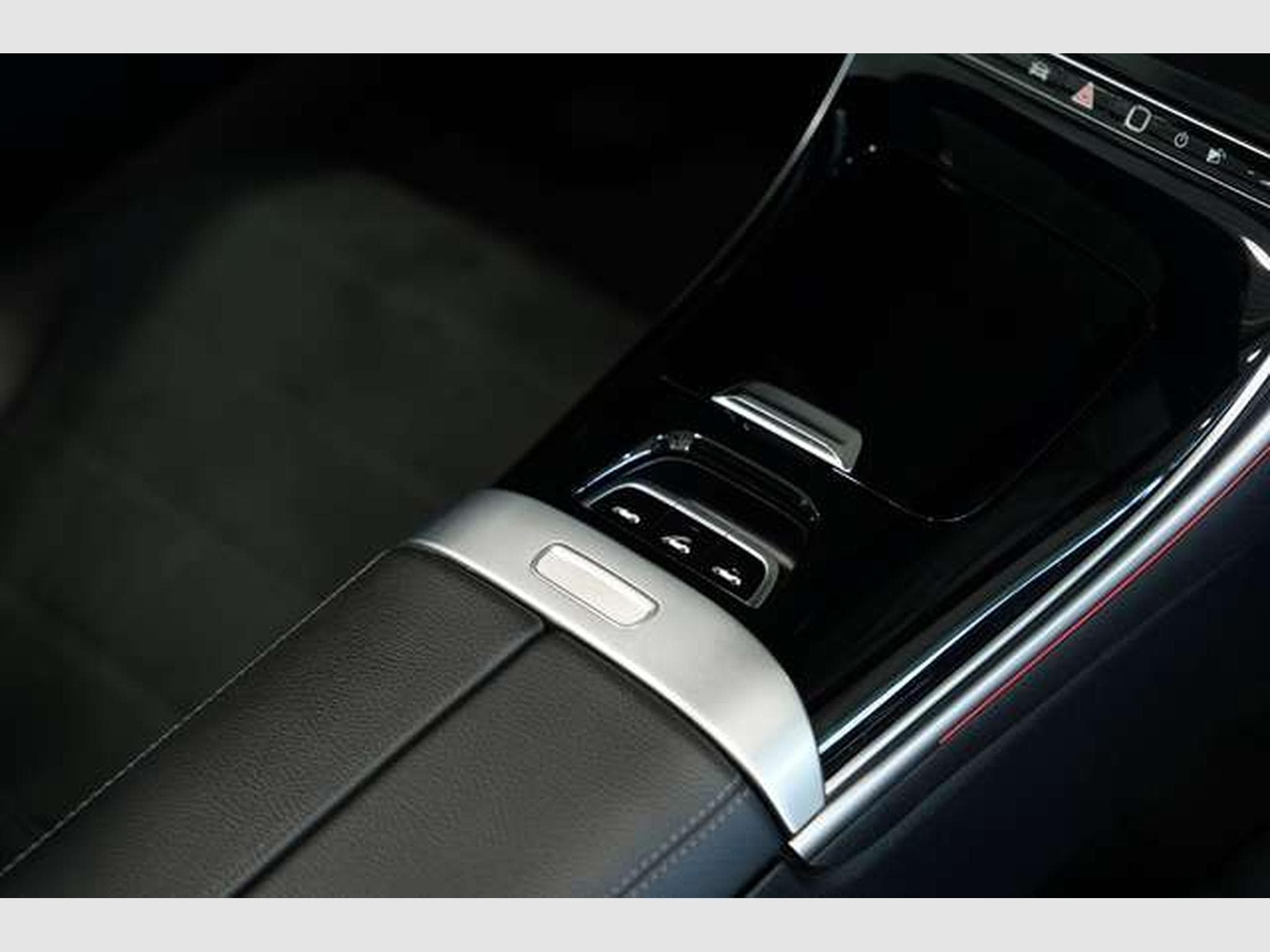 Mercedes CLE 300 4M Cabrio AMG Premium+ *20*Night*Carbon (2024) - Photo 22