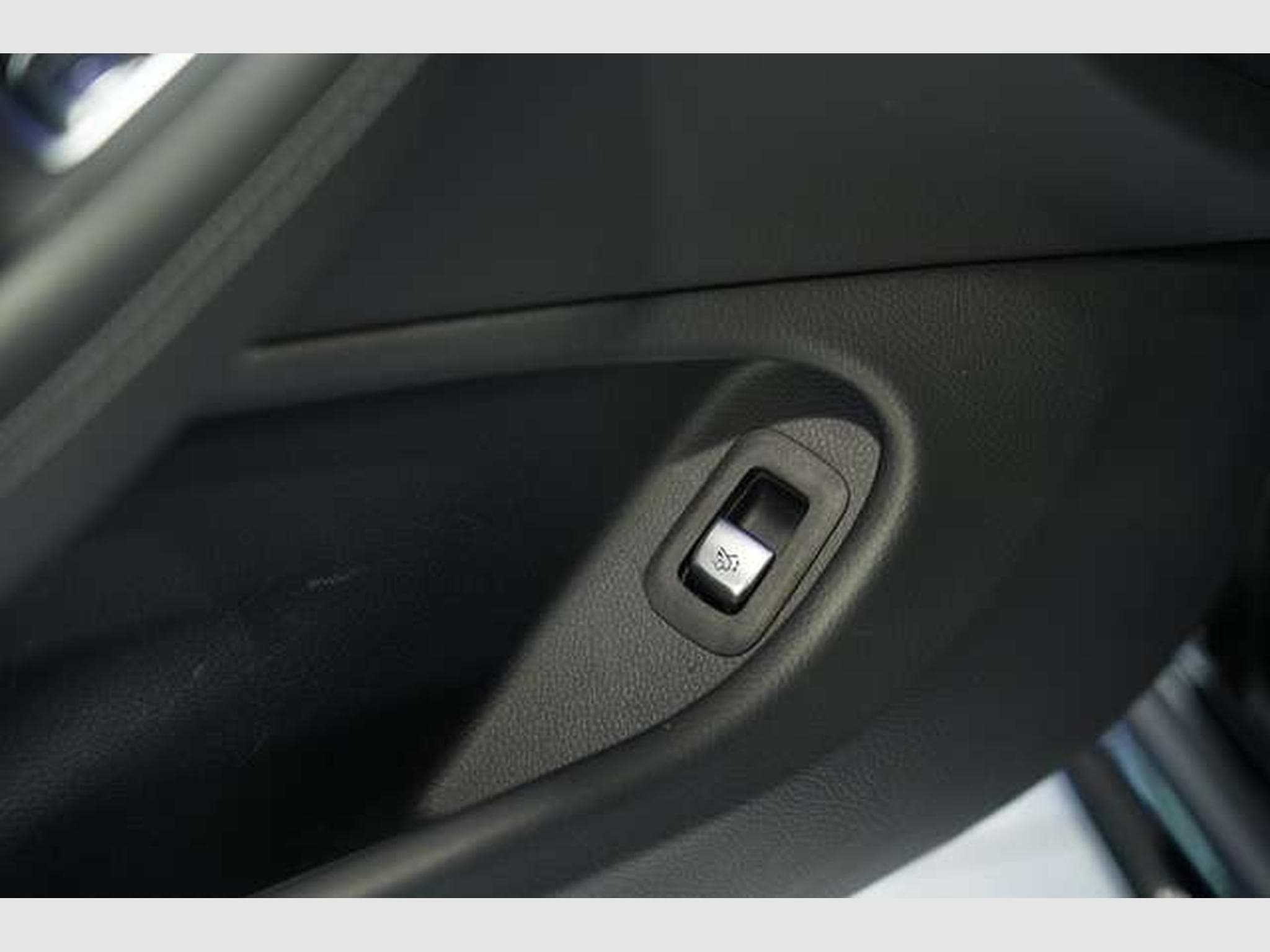 Mercedes C 63 AMG S Coupé 2.H *Perf-AGA*BURM*Pano*Digital (2021) - Photo 33