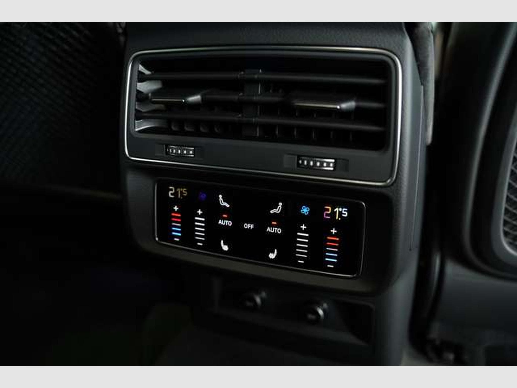 Audi RSQ8 q. *23Zoll *Keramik *Pano *RS-AGA *Dynamik (2021) - Photo 24