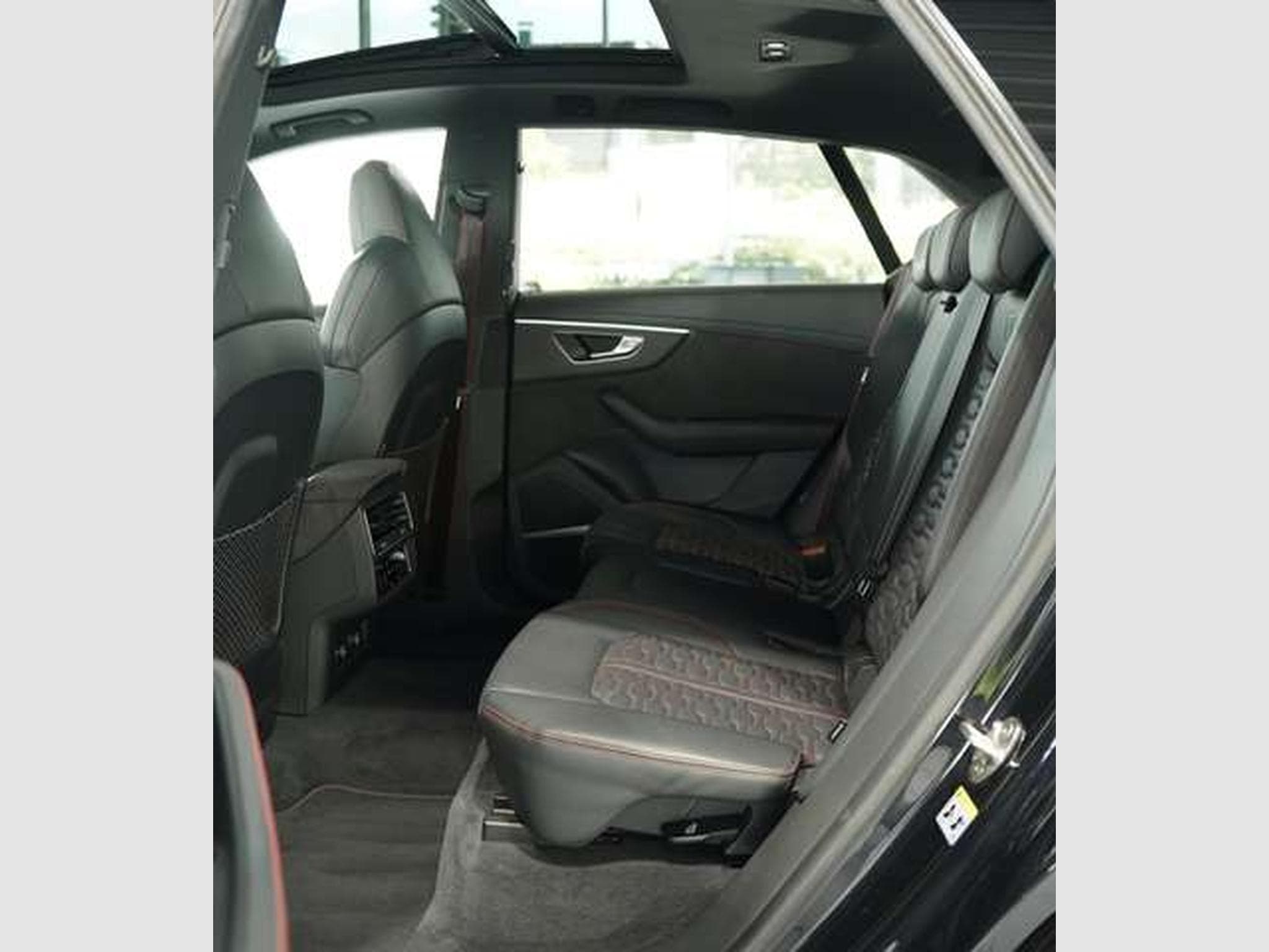 Audi RSQ8 q. *23Zoll *Keramik *Pano *RS-AGA *Dynamik (2021) - Photo 25