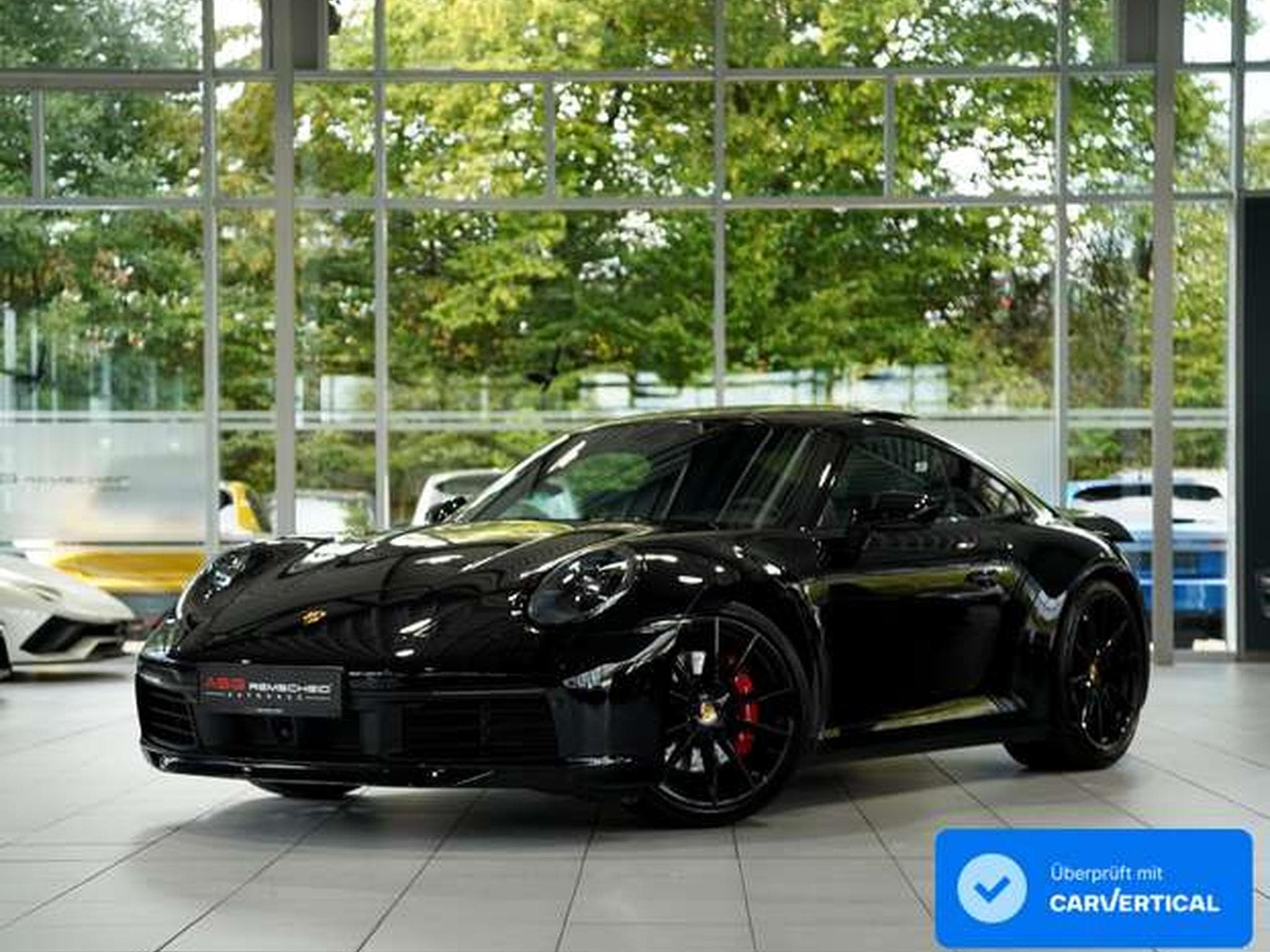 Porsche 911 Coupé Carrera 4S *Chrono *Pano*S-Abgas (2023) - Photo 1