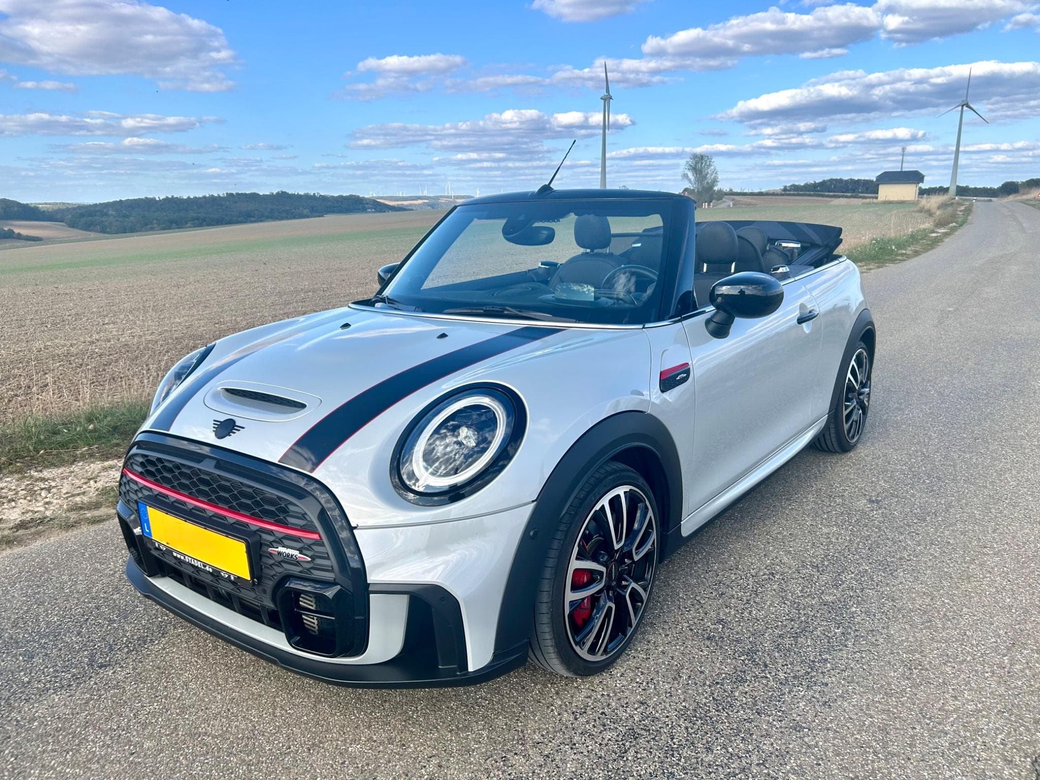 Mini Cabrio Cooper John Cooper Works (2022) - Foto 1