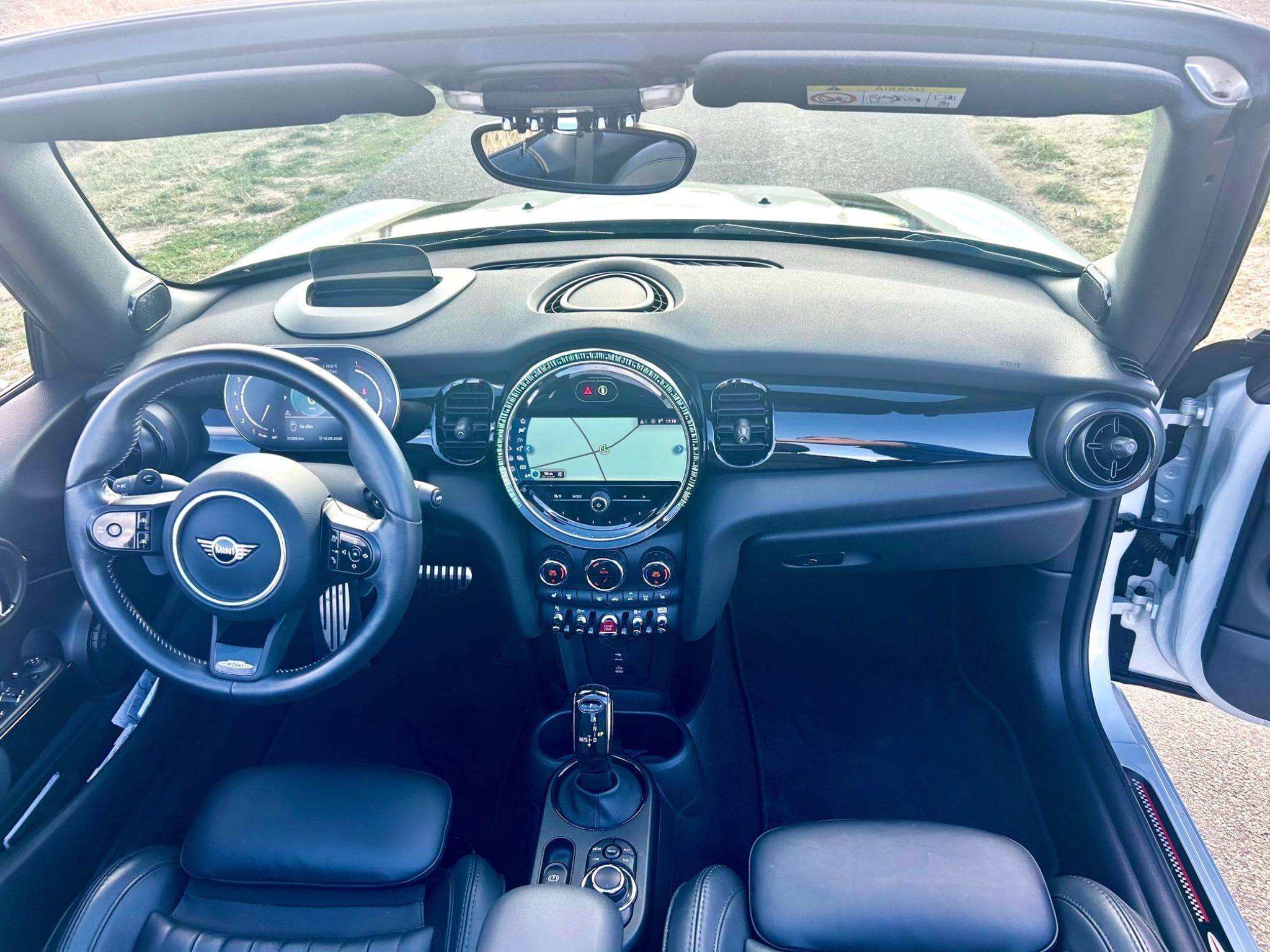 Mini Cabrio Cooper John Cooper Works (2022) - Foto 3