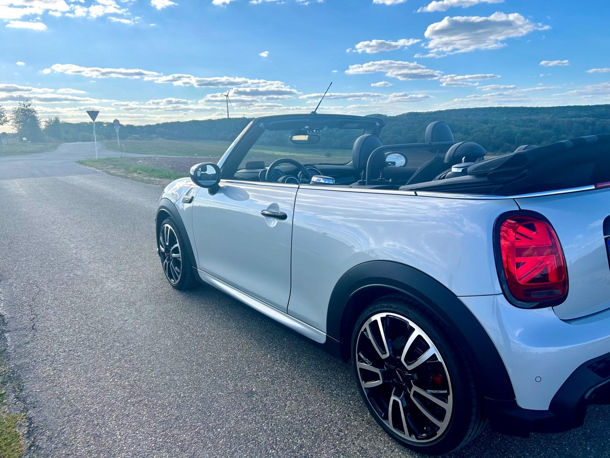 Mini Cabrio Cooper John Cooper Works (2022) - Foto 4