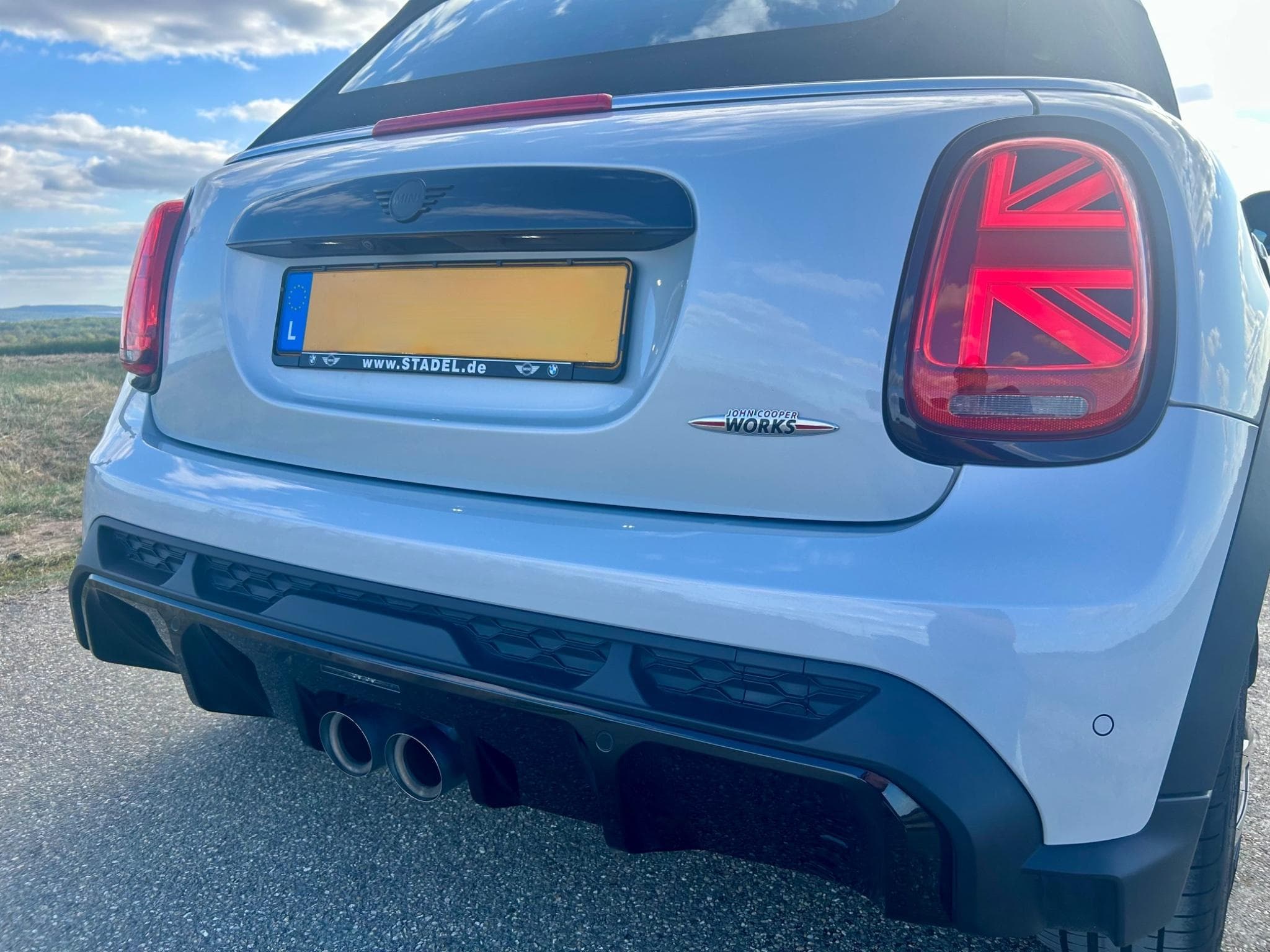 Mini Cabrio Cooper John Cooper Works (2022) - Foto 6
