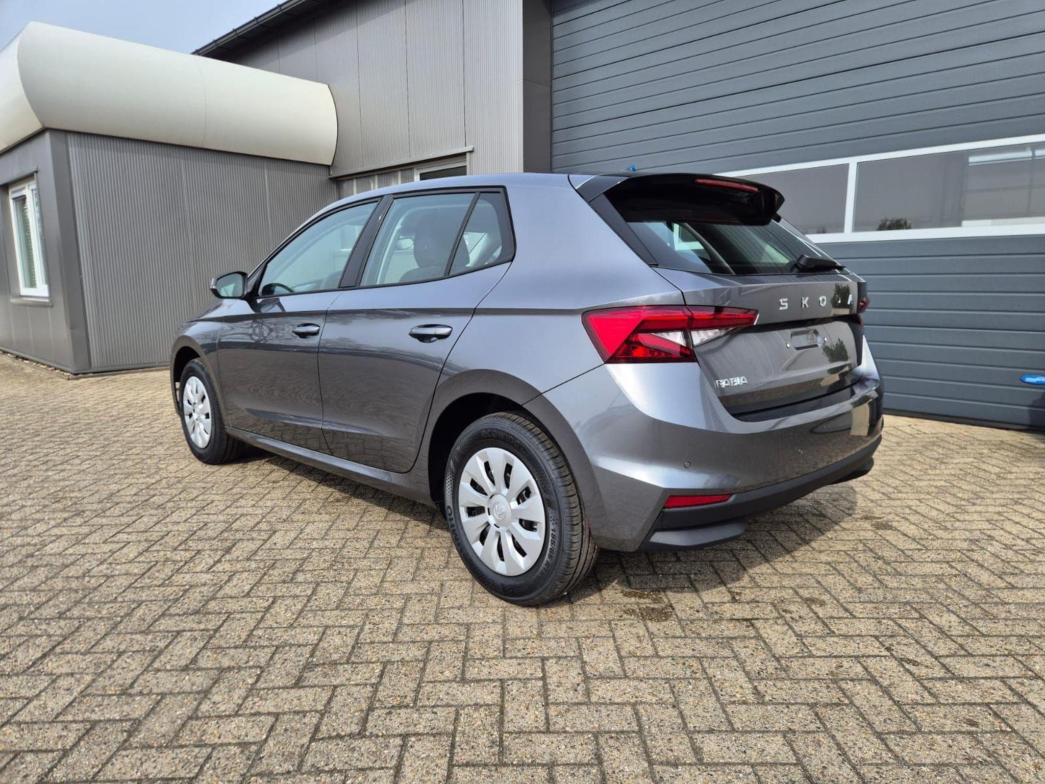 Skoda Fabia 1.0 TSI 95PS (2026) - Photo 3