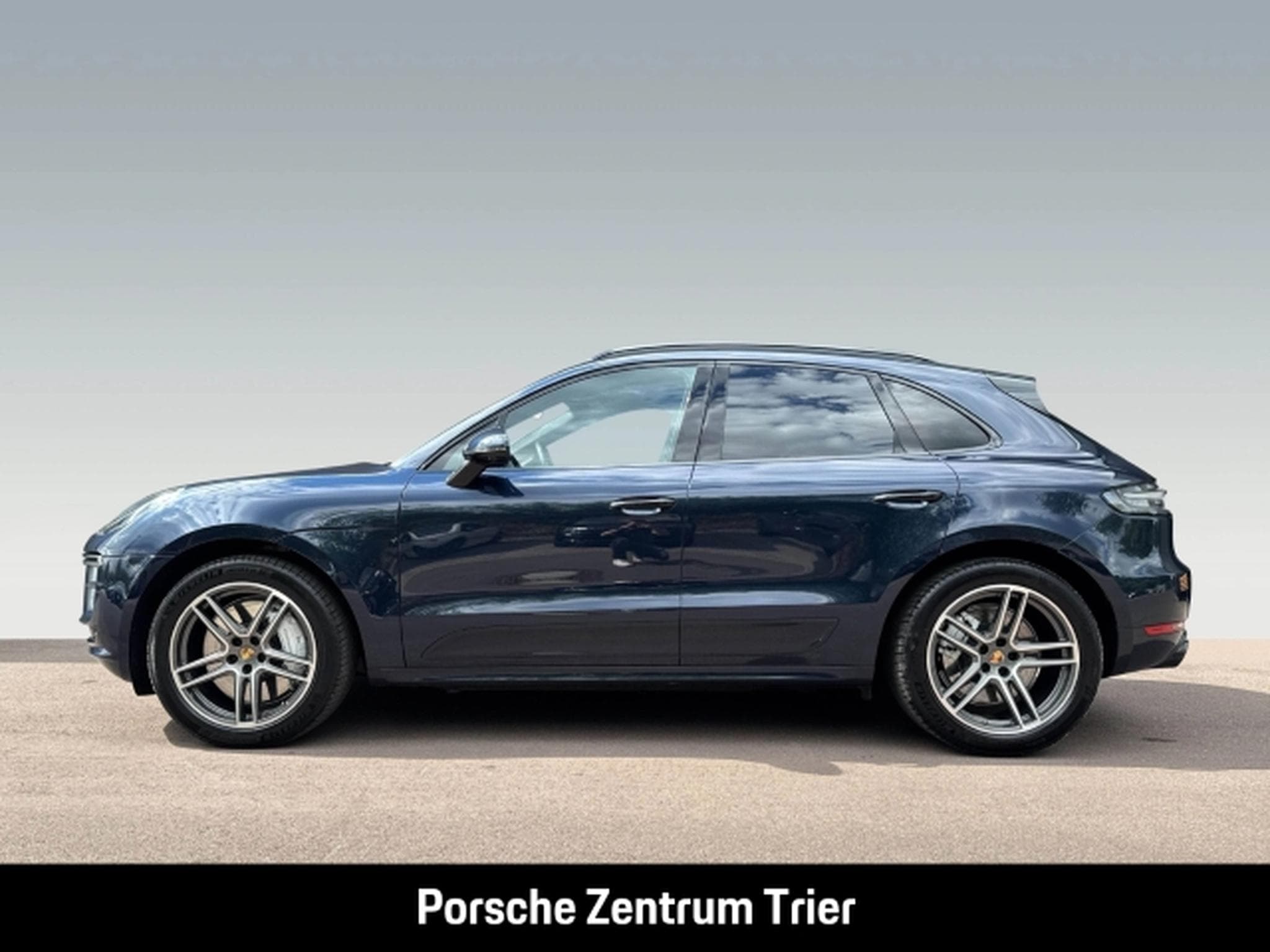 Porsche Macan Sportabgasanlage Surround-View PASM (2020) - Photo 2